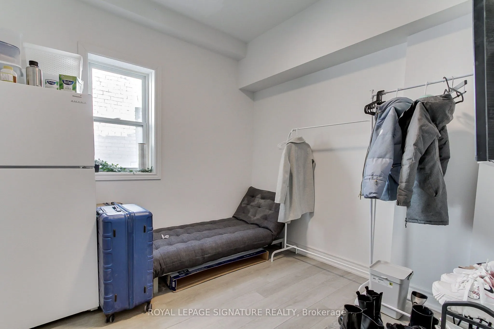 1267 King Street W