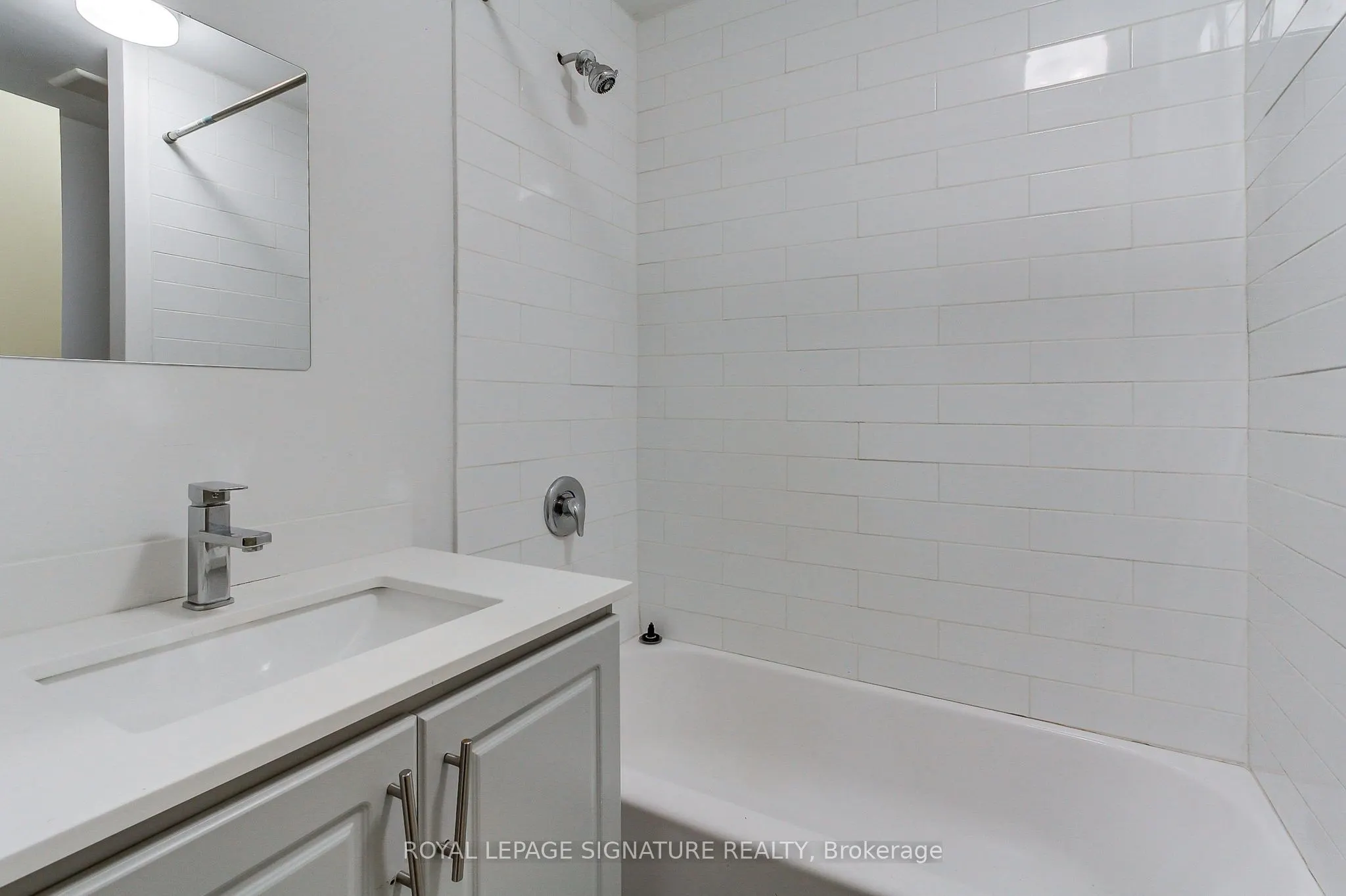 1267 King Street W