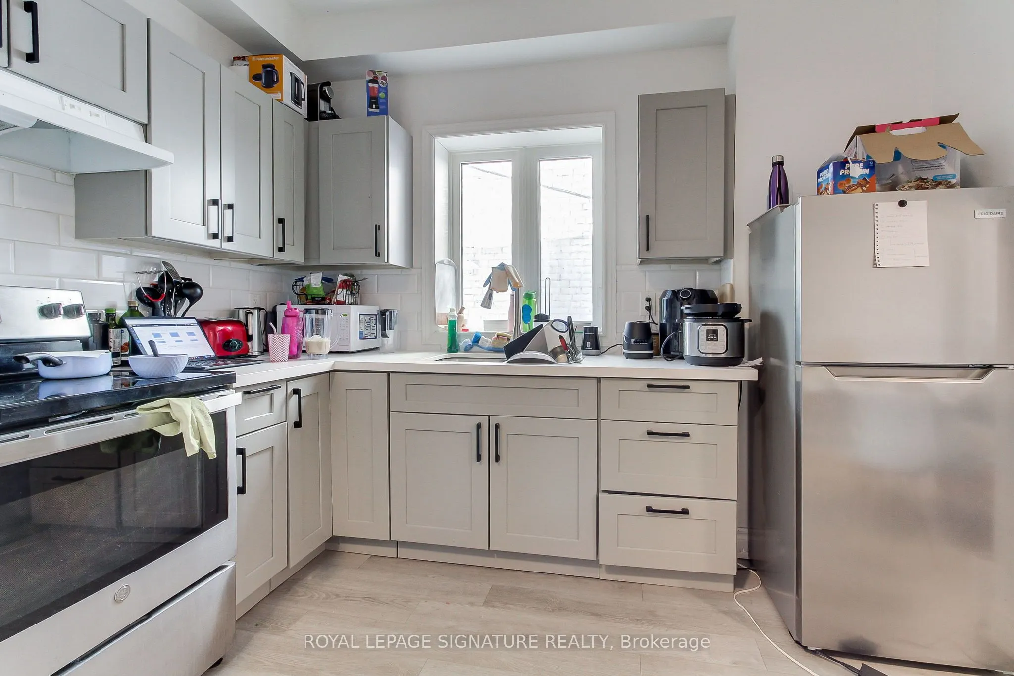 1267 King Street W