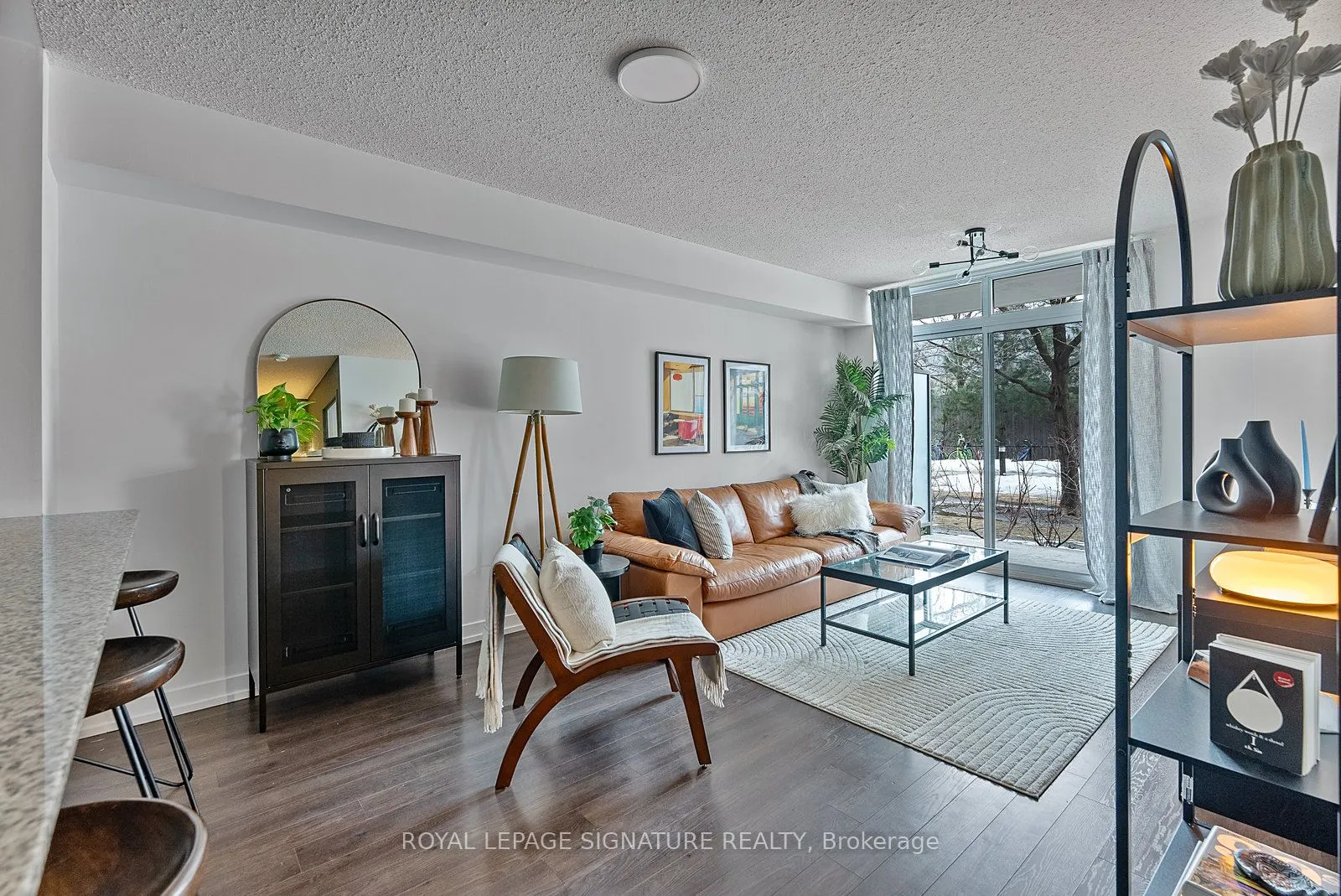 816 Lansdowne Avenue, #115