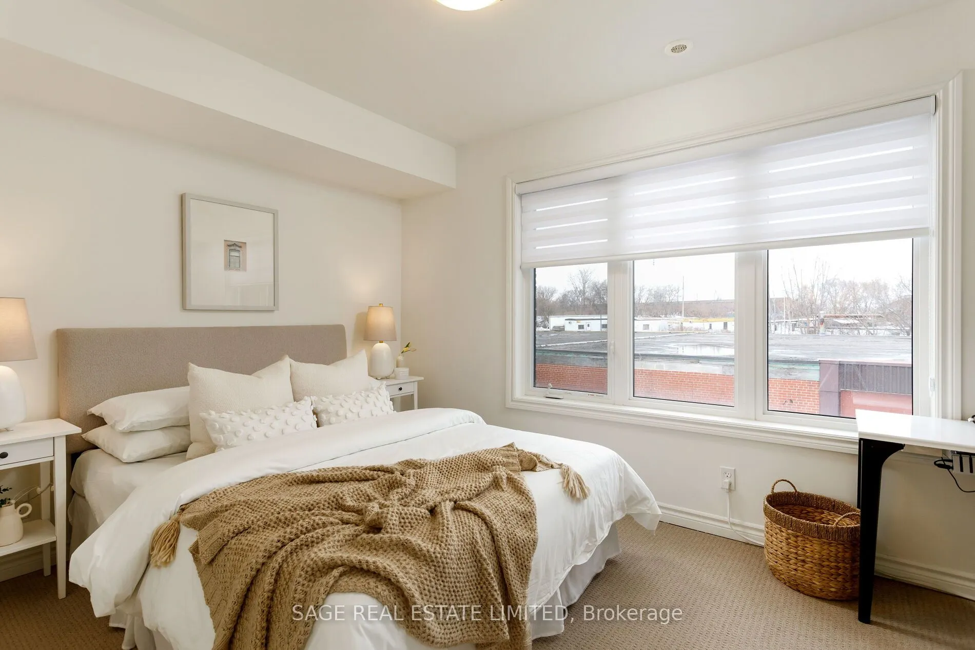 80 Eastwood Park Gardens, #10