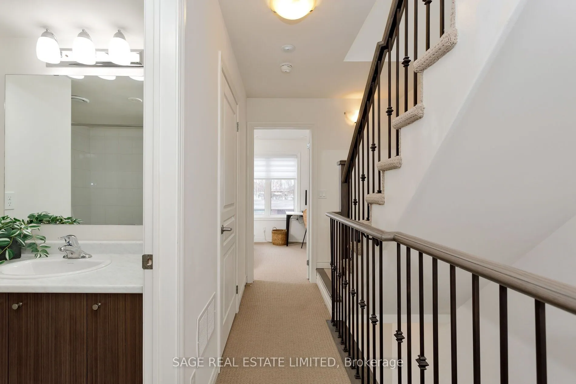 80 Eastwood Park Gardens, #10