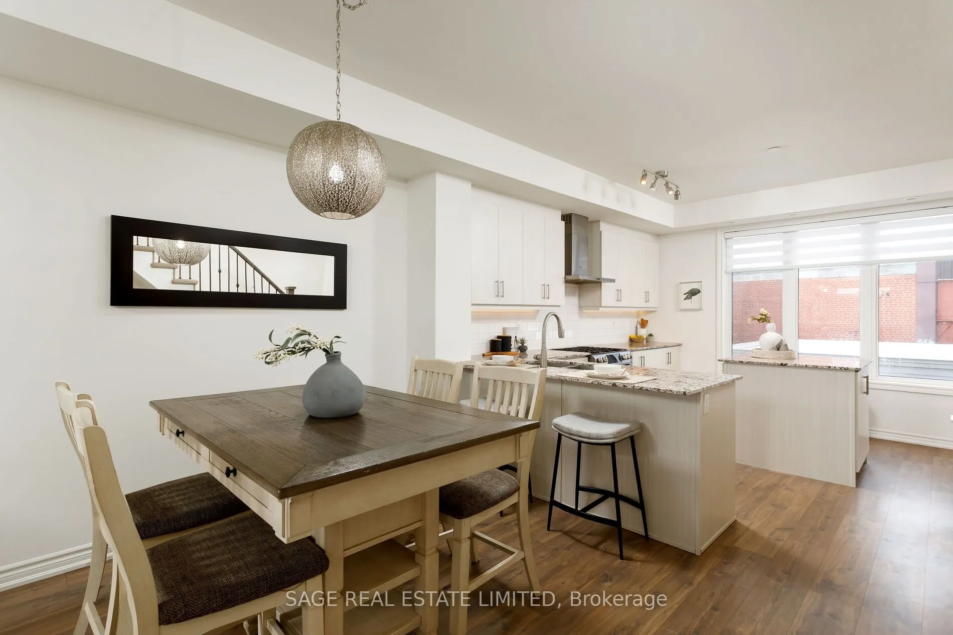 80 Eastwood Park Gardens, #10