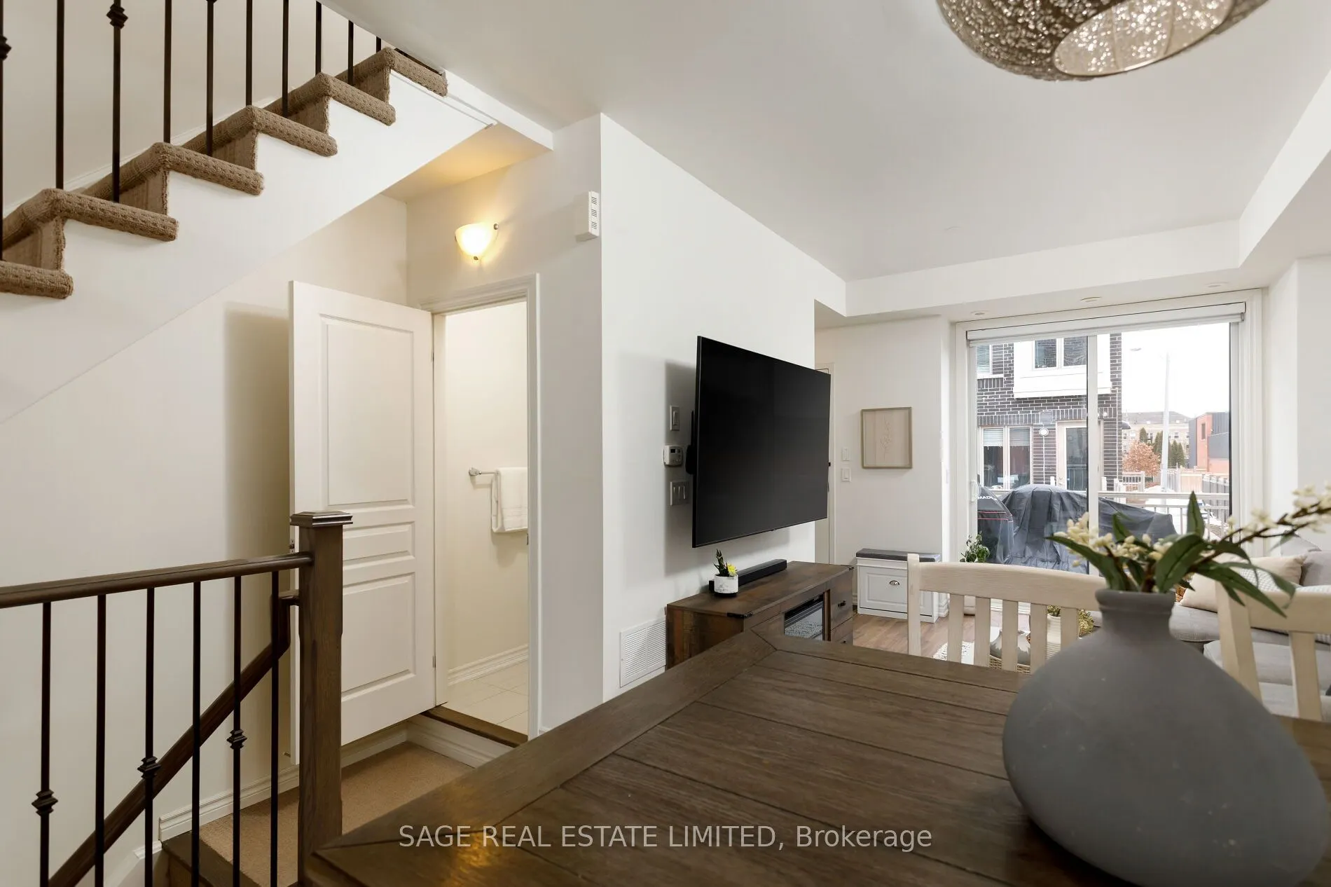 80 Eastwood Park Gardens, #10