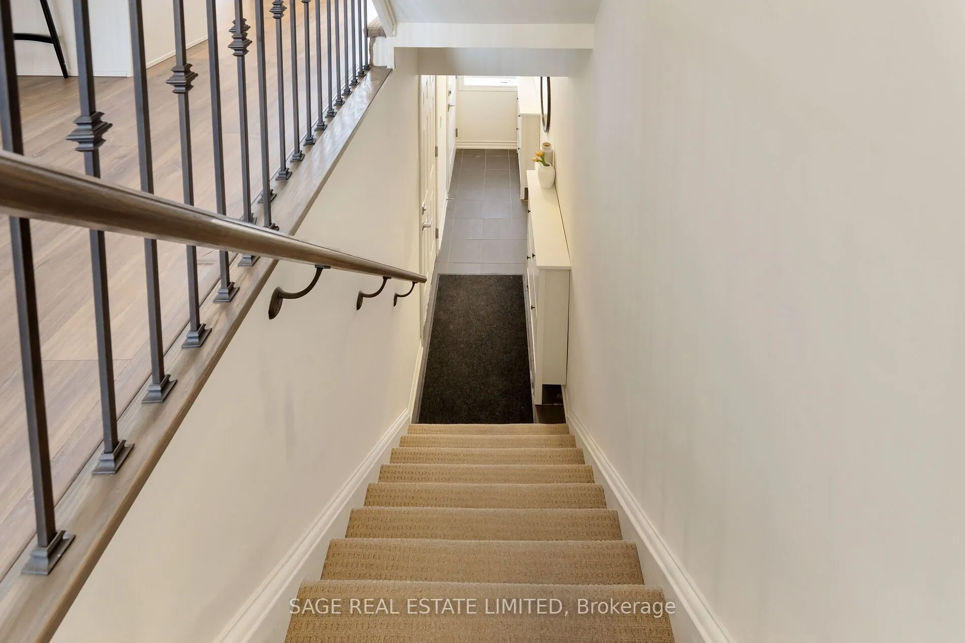 80 Eastwood Park Gardens, #10