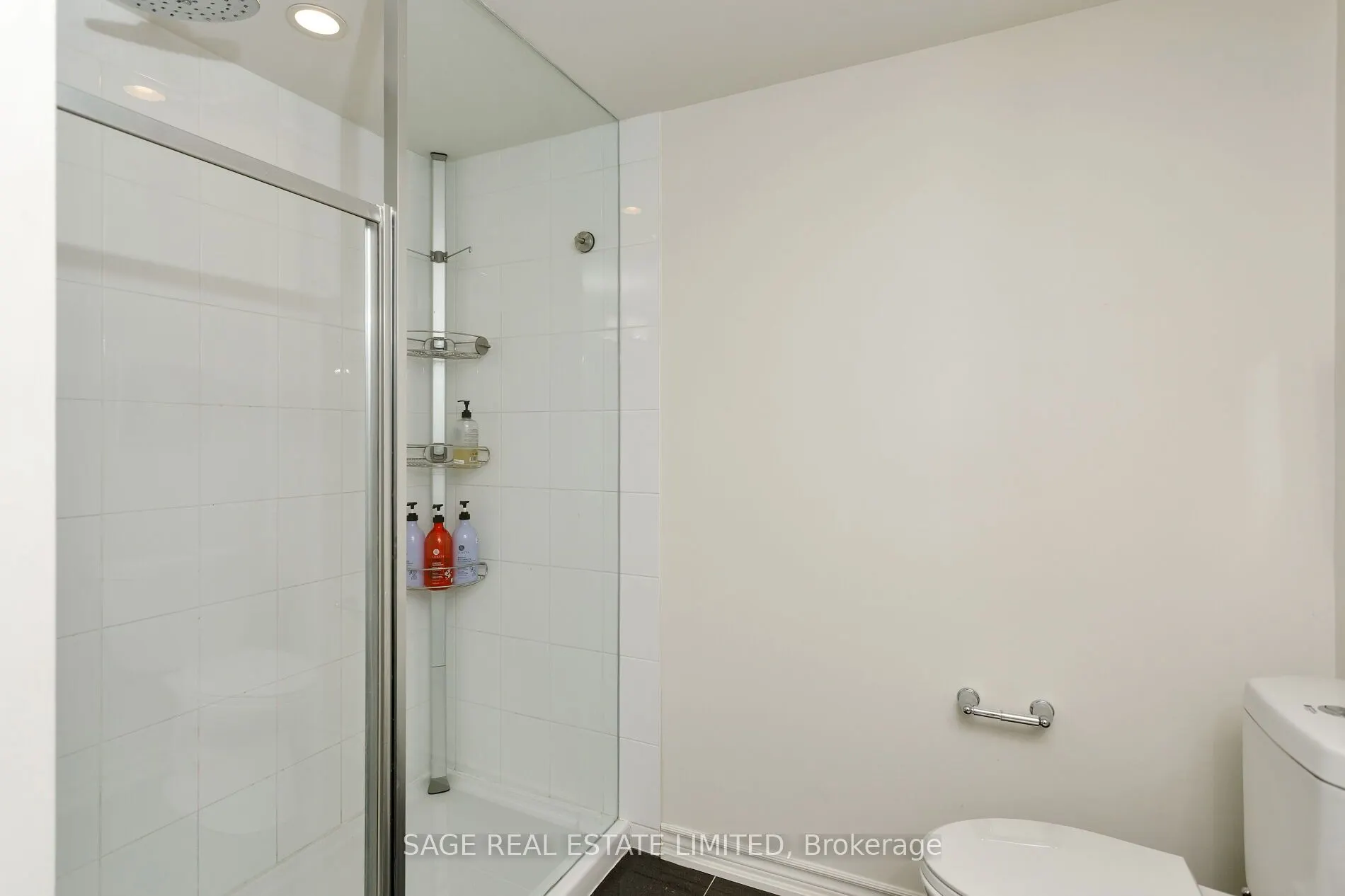80 Eastwood Park Gardens, #10