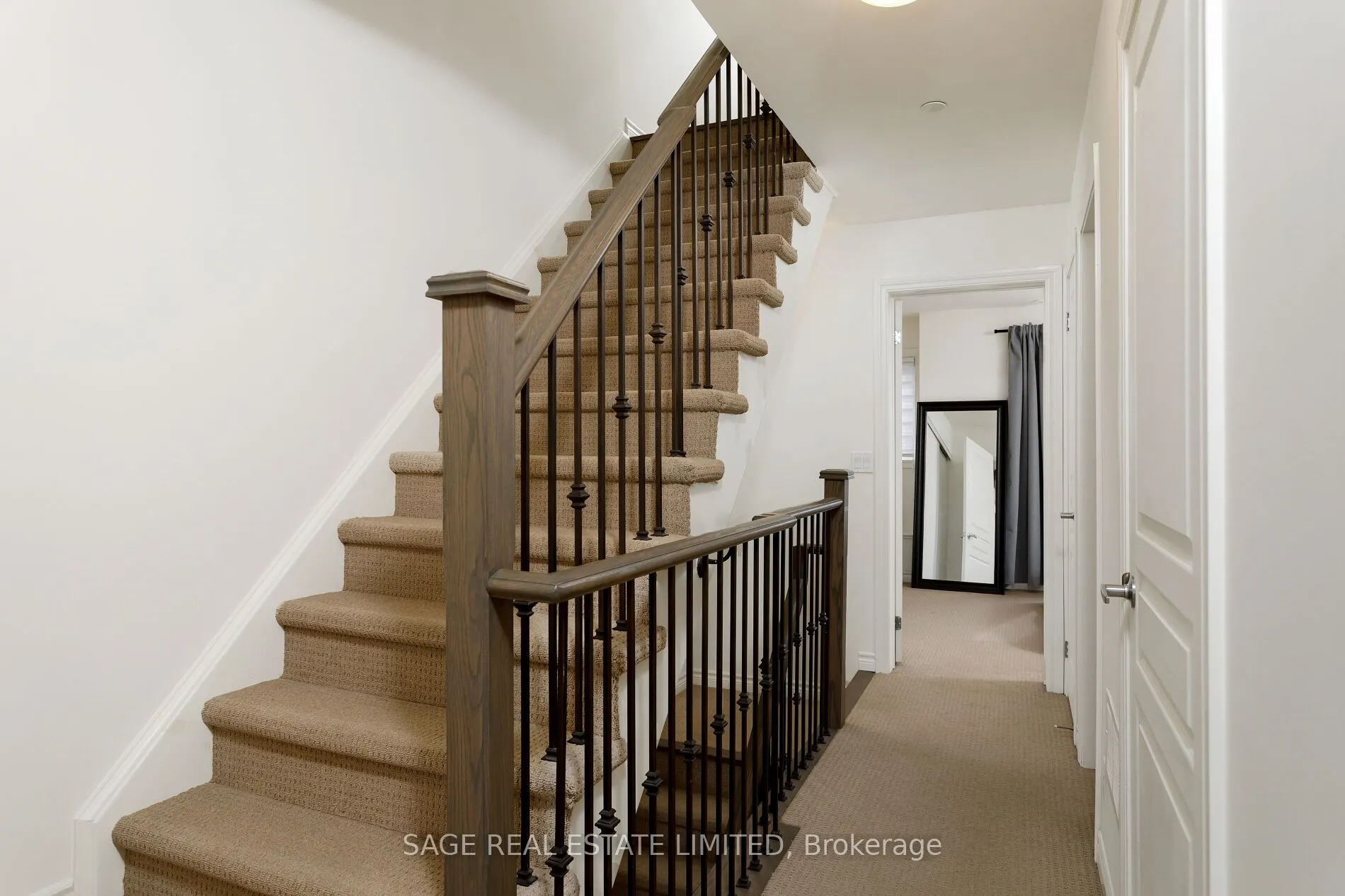 80 Eastwood Park Gardens, #10