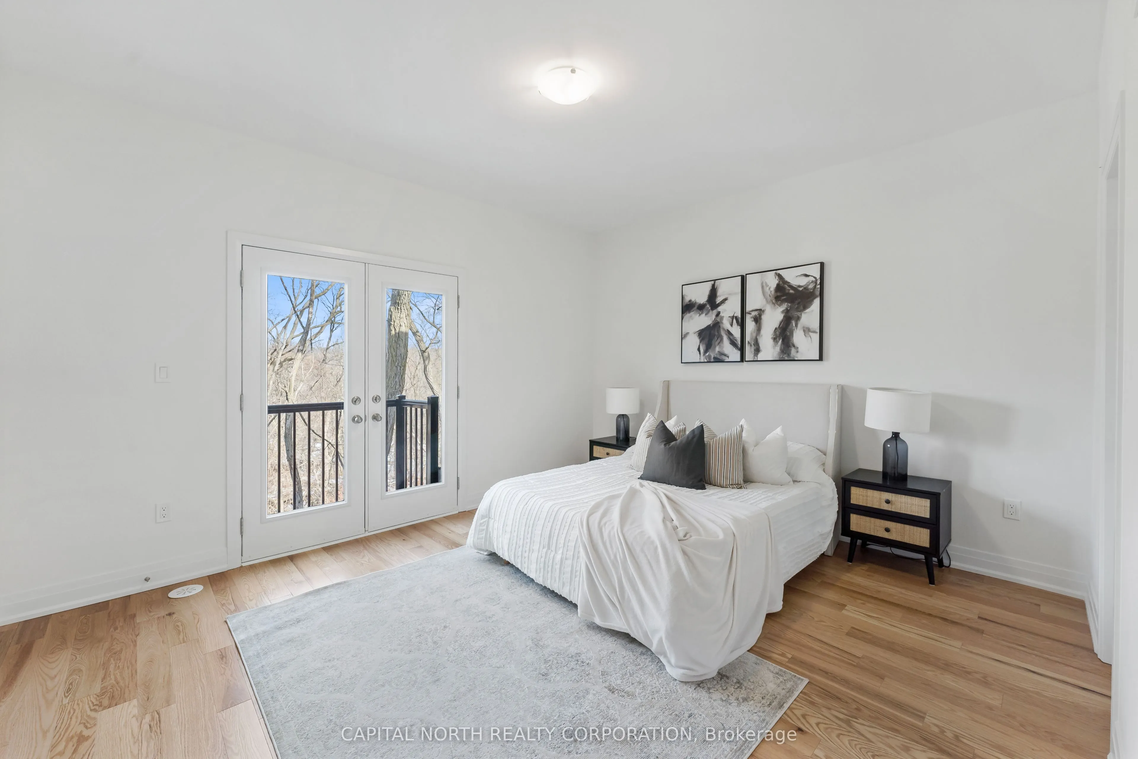 82 Salina Street