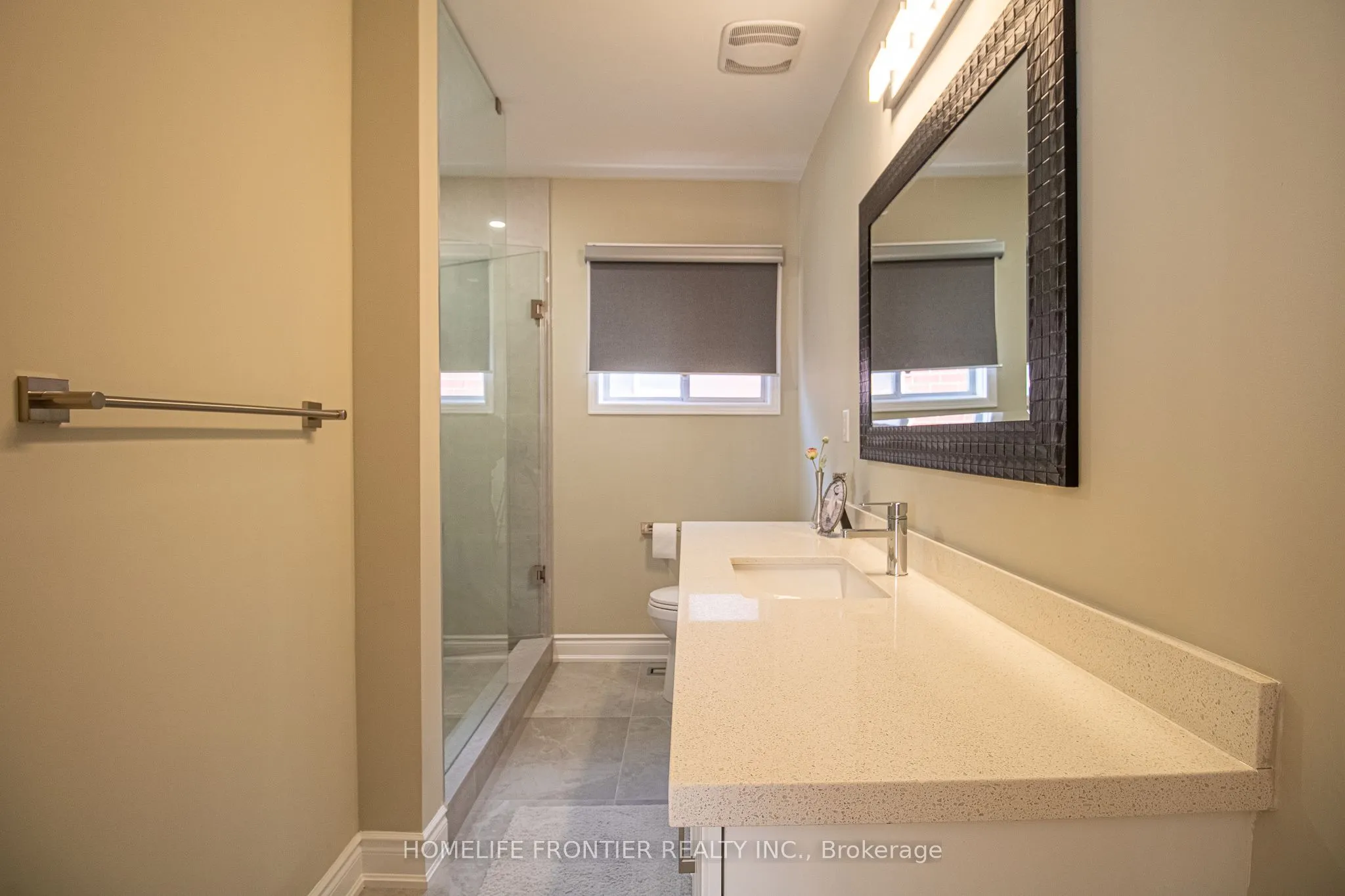 2442 Yorktown Circle