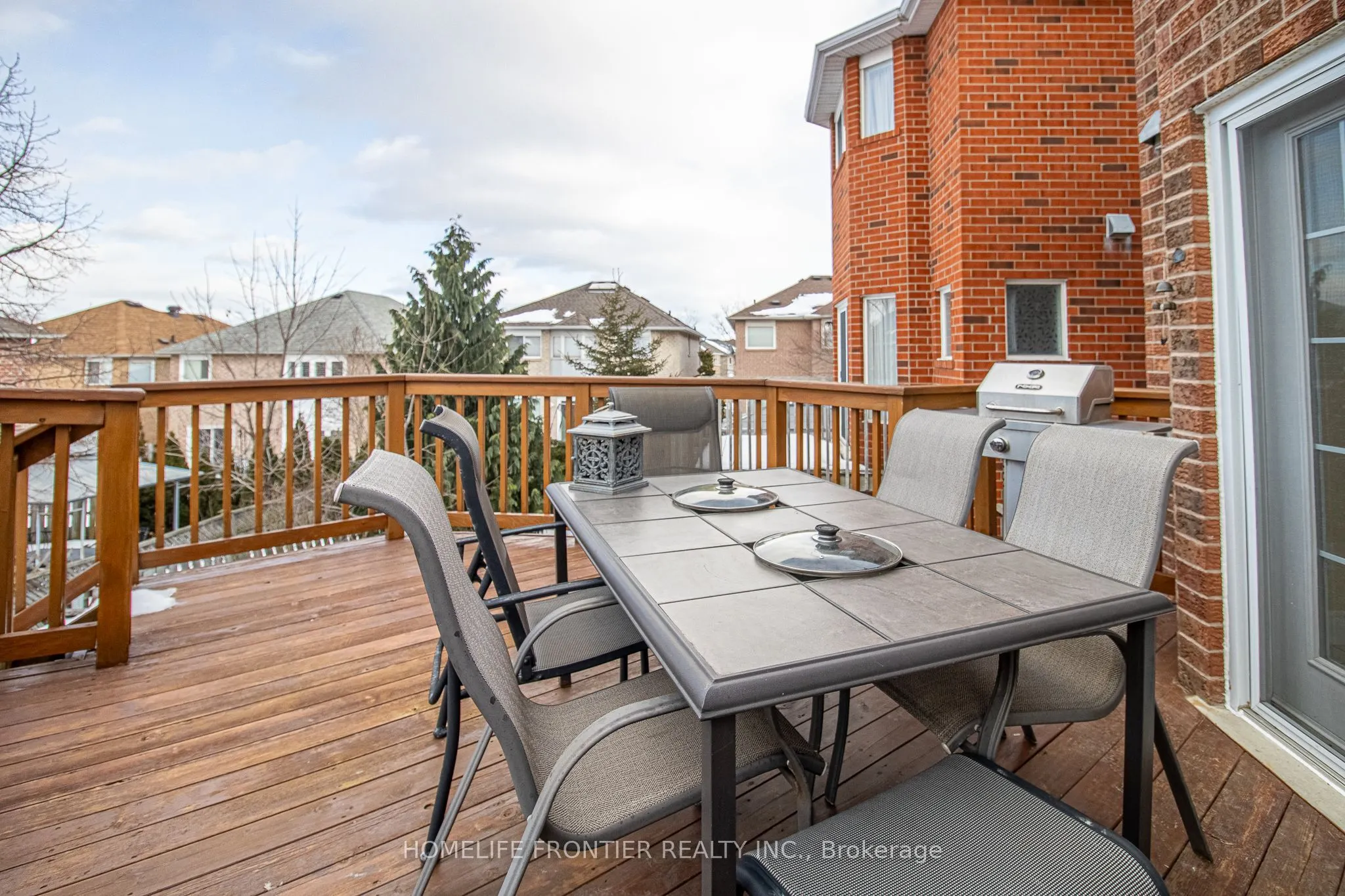 2442 Yorktown Circle