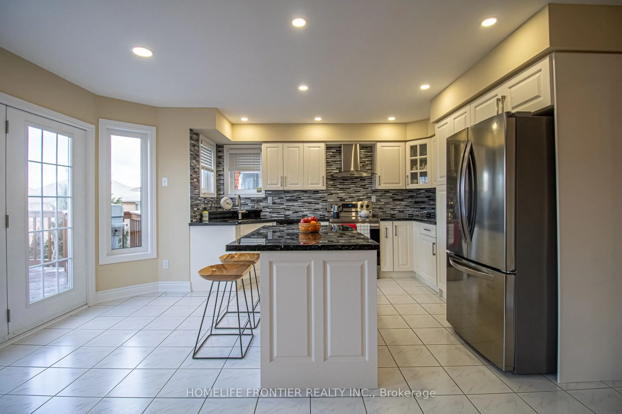 2442 Yorktown Circle