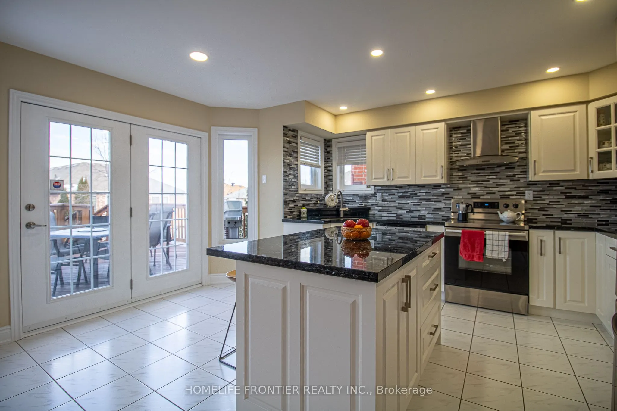 2442 Yorktown Circle