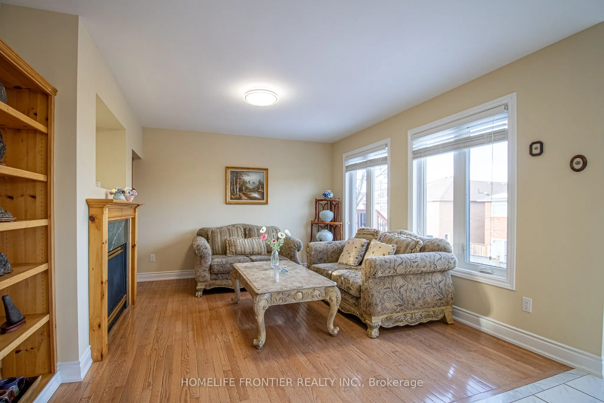 2442 Yorktown Circle