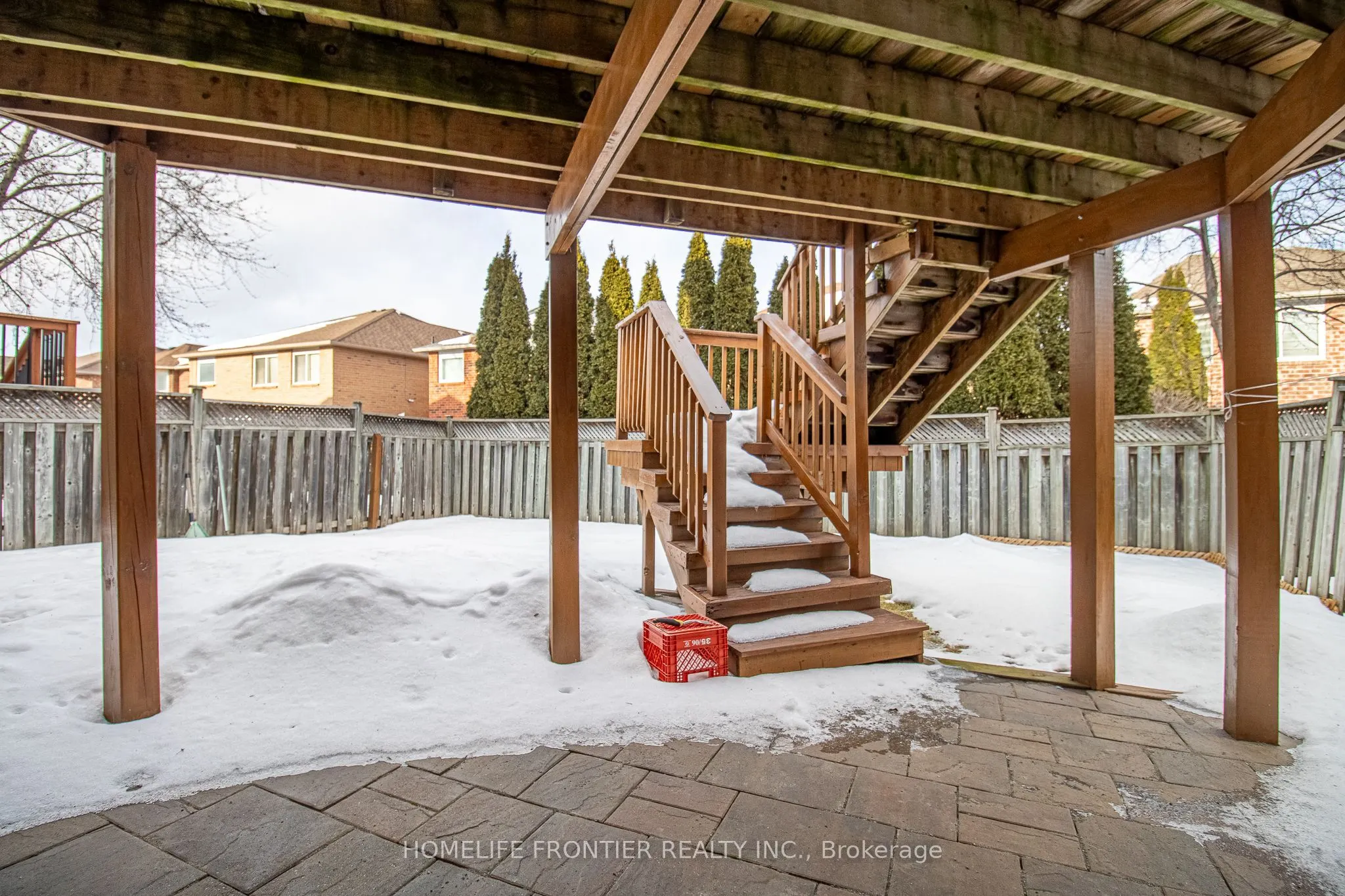 2442 Yorktown Circle