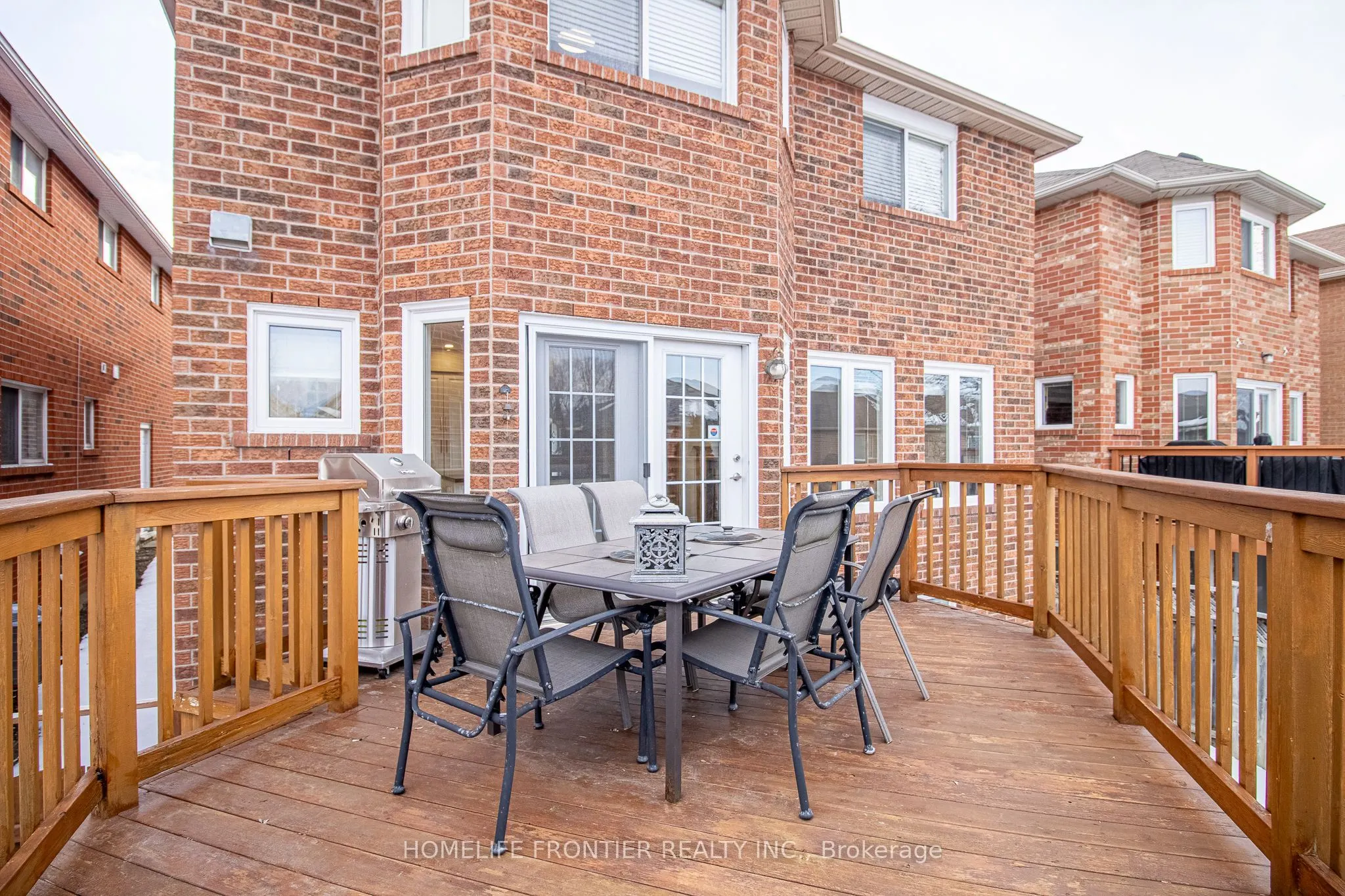 2442 Yorktown Circle