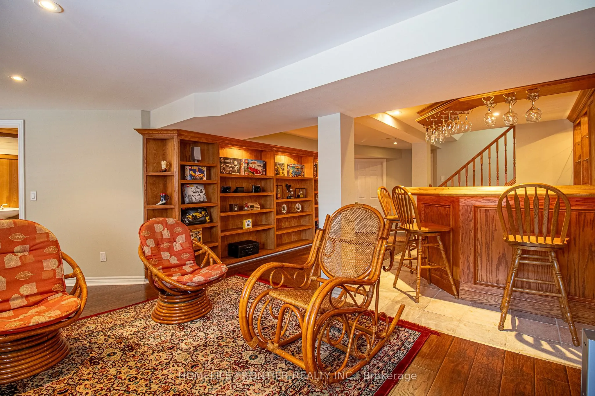 2442 Yorktown Circle