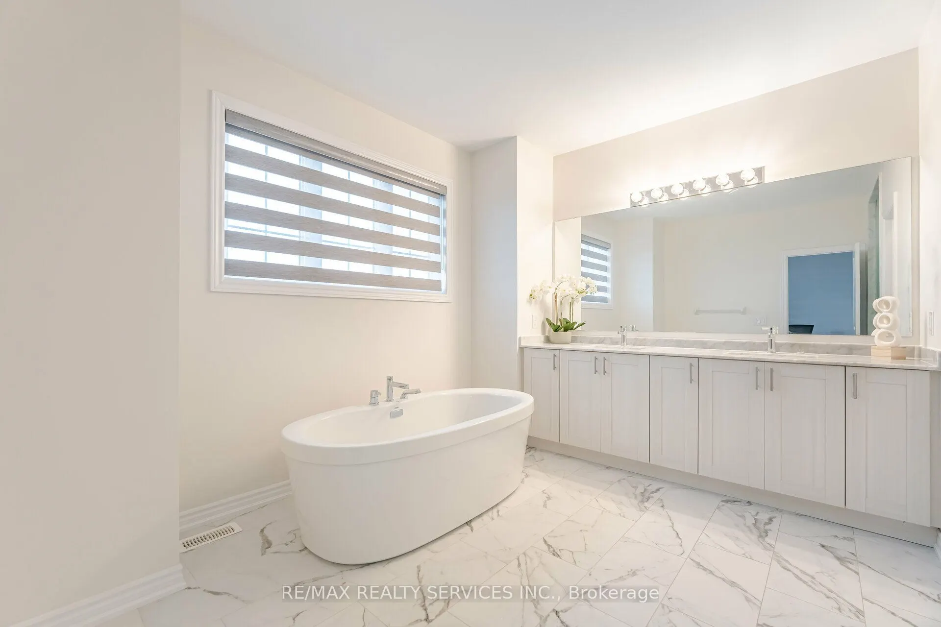43 Rainbrook Close