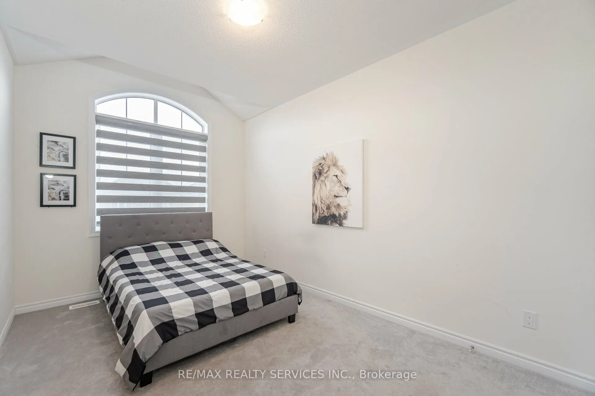 43 Rainbrook Close