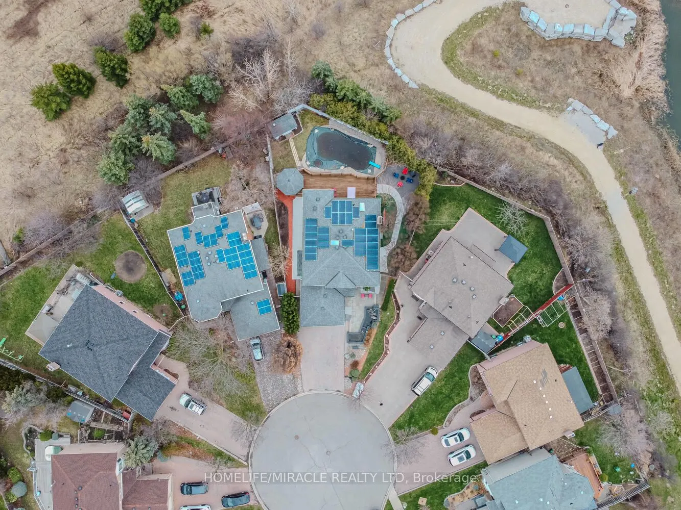 32 Plover Place