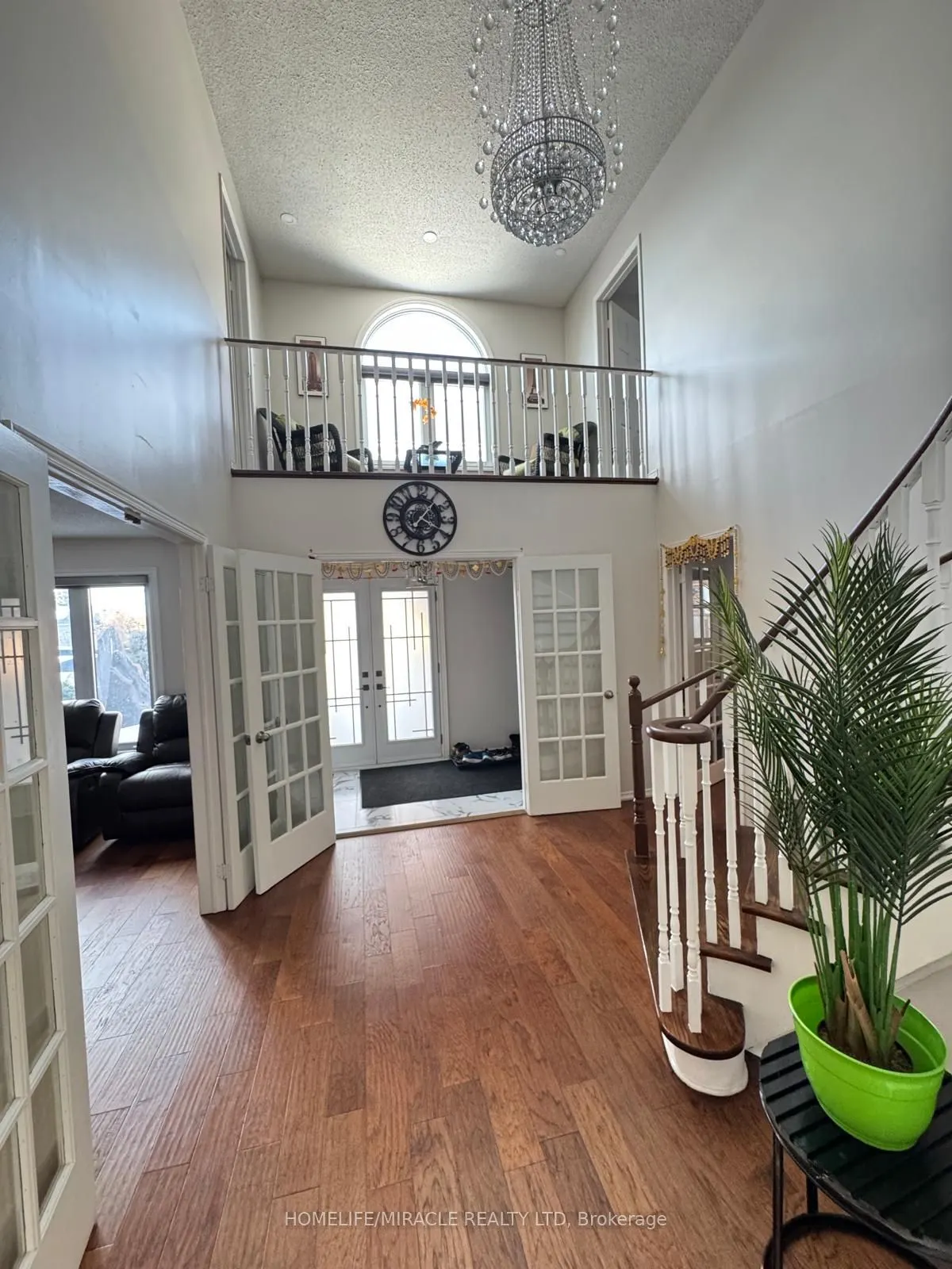 32 Plover Place