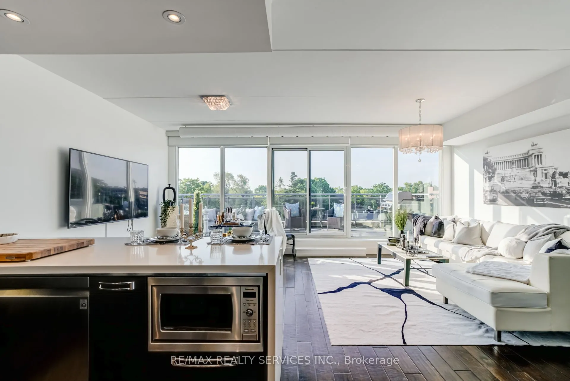 588 Annette Street, #503