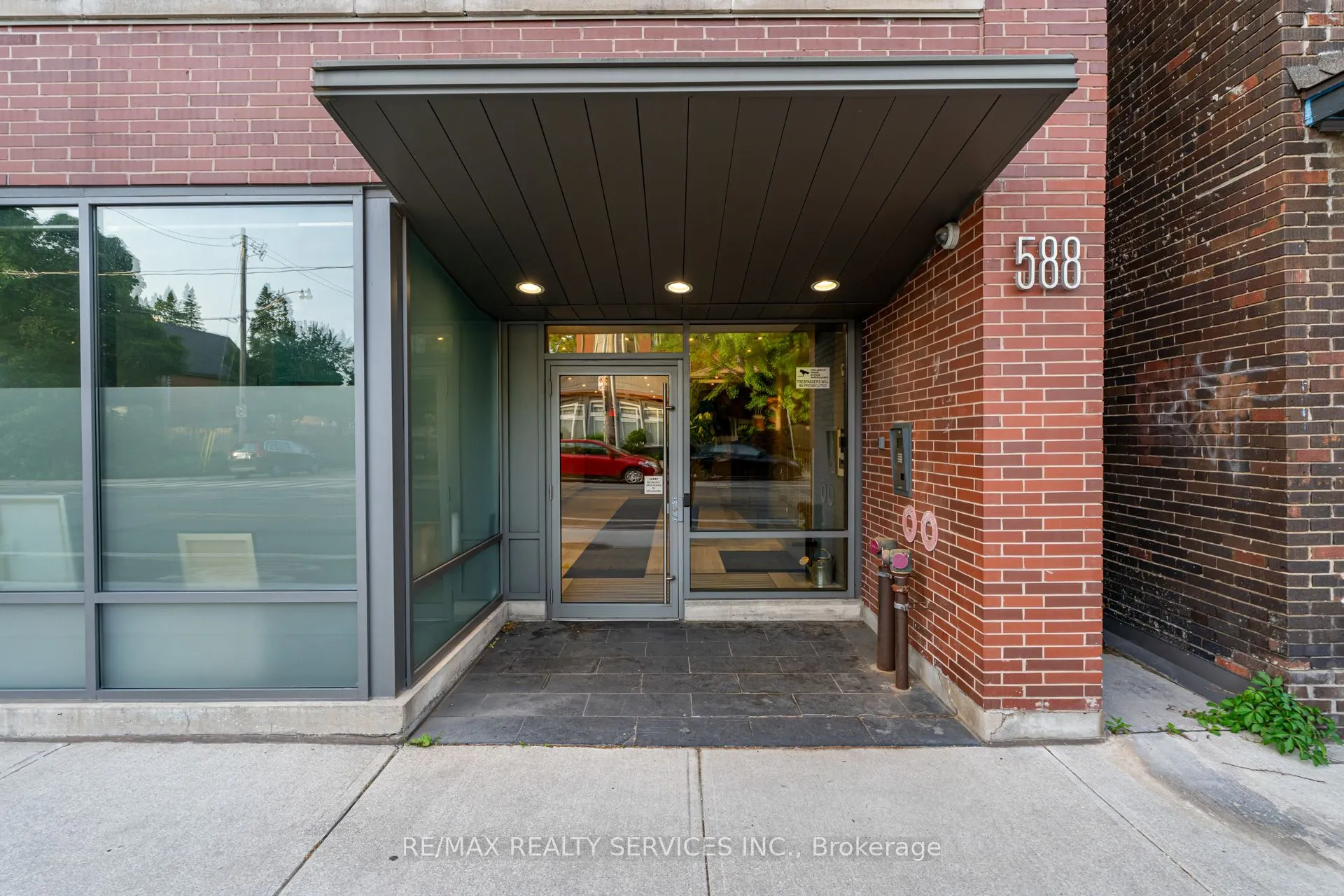 588 Annette Street, #503