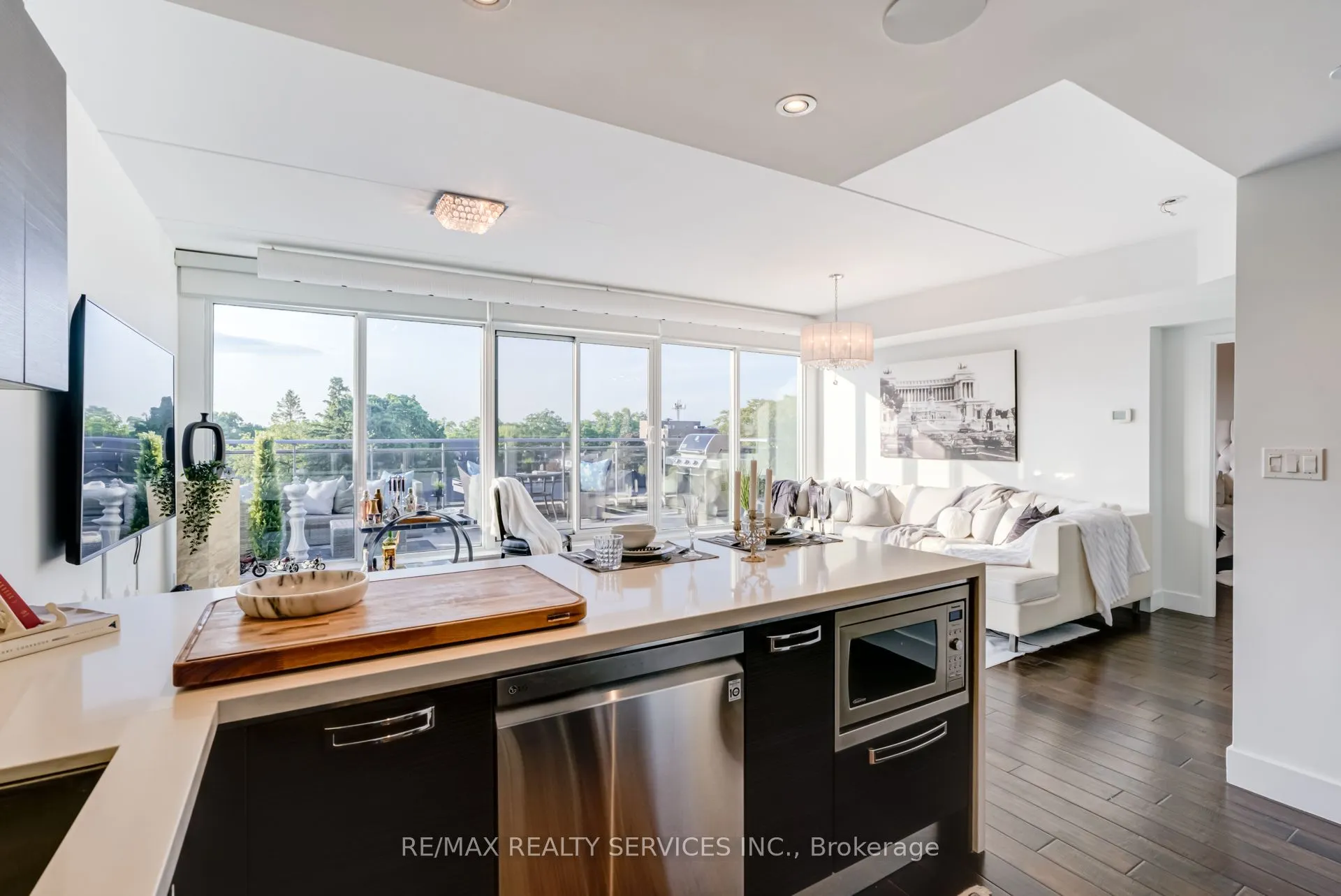 588 Annette Street, #503