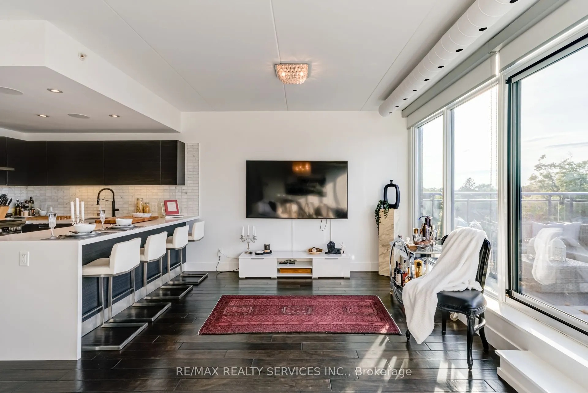588 Annette Street, #503