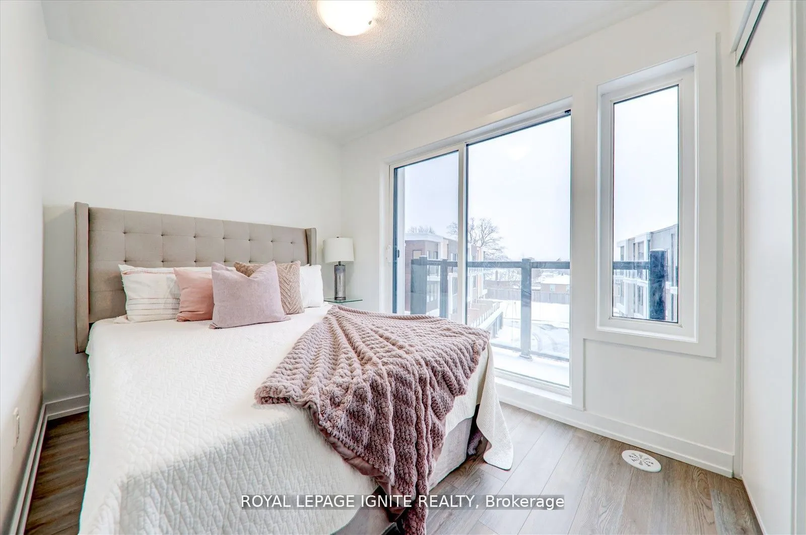 167 Downsview Park Boulevard