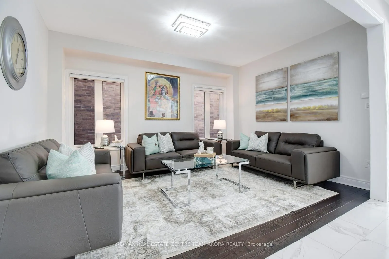 38 Rosewell Crescent
