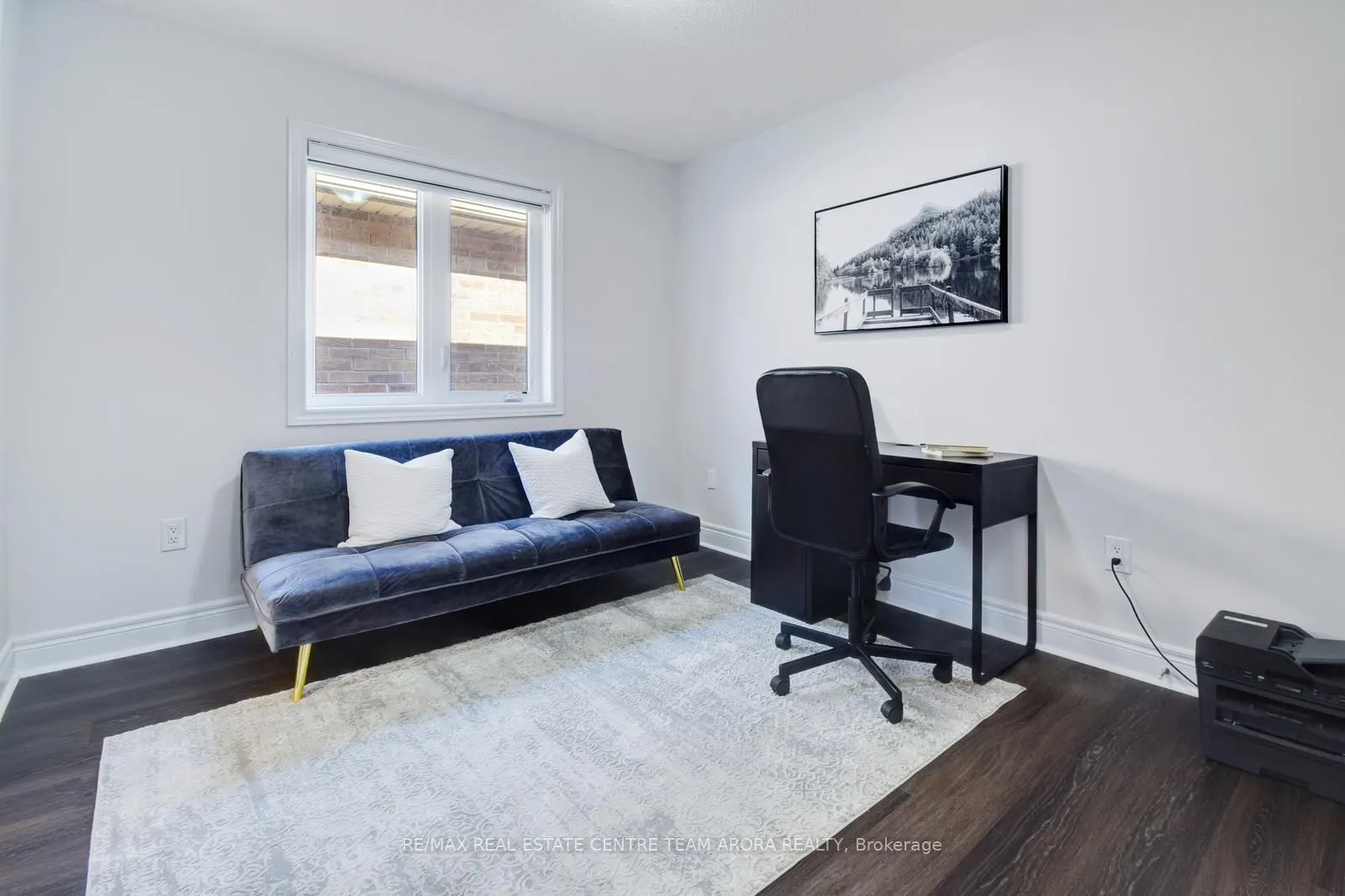 38 Rosewell Crescent