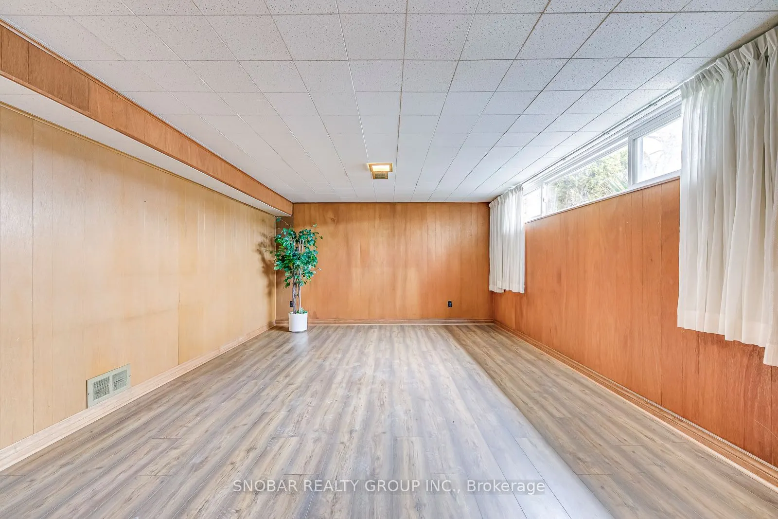 26 Landron Crescent