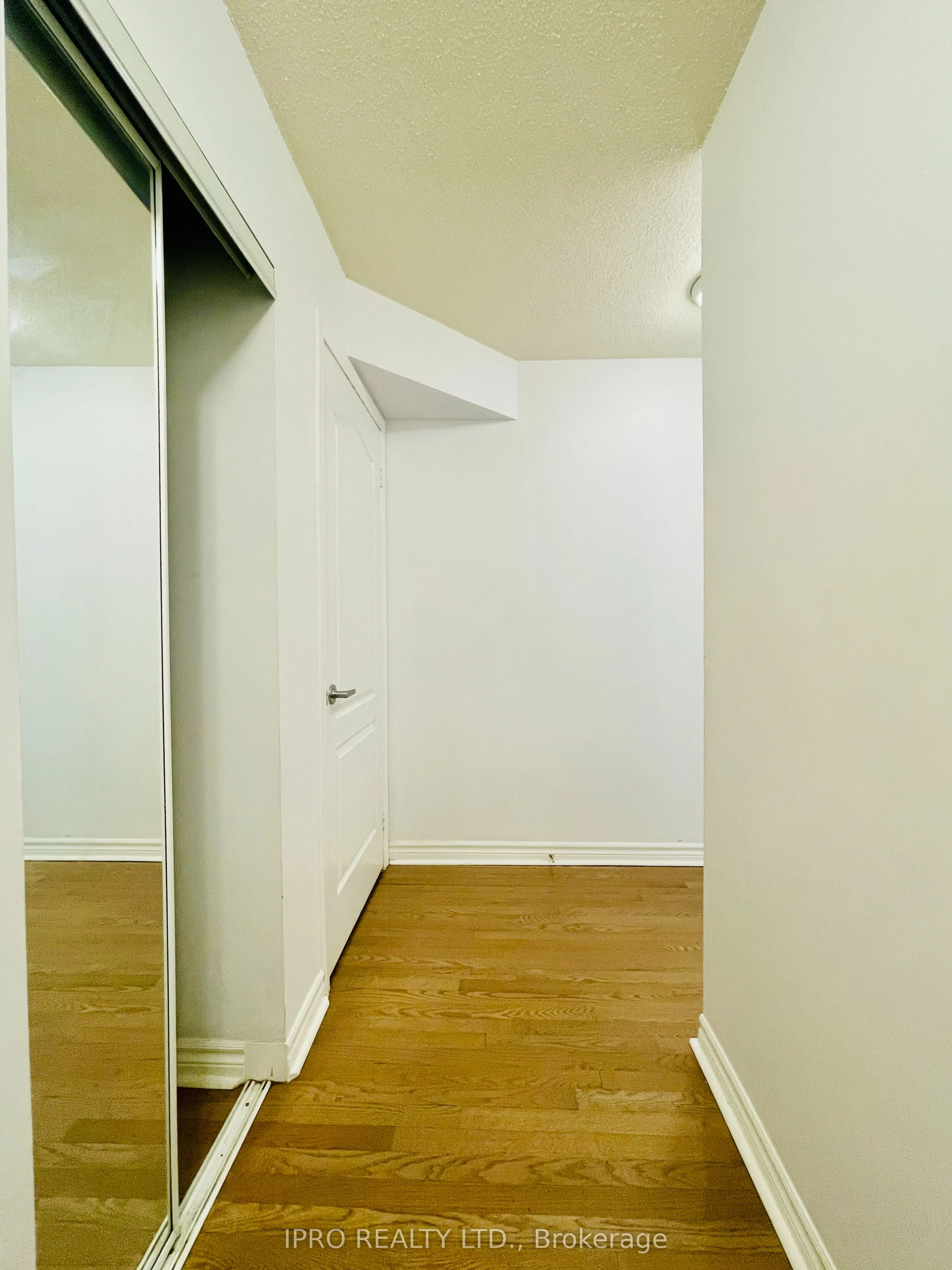 1 Elm Drive W, #908