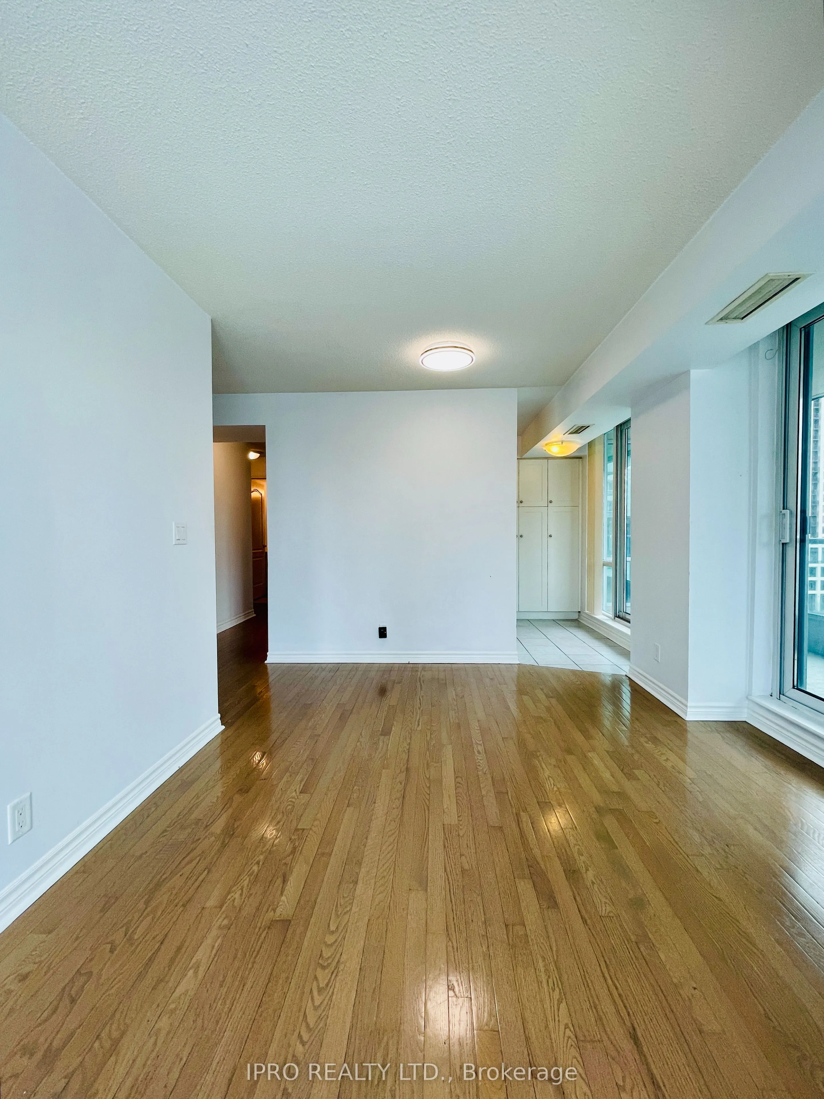 1 Elm Drive W, #908