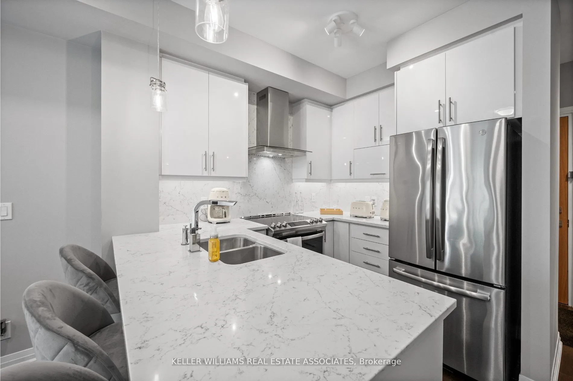 128 Grovewood Common, #226
