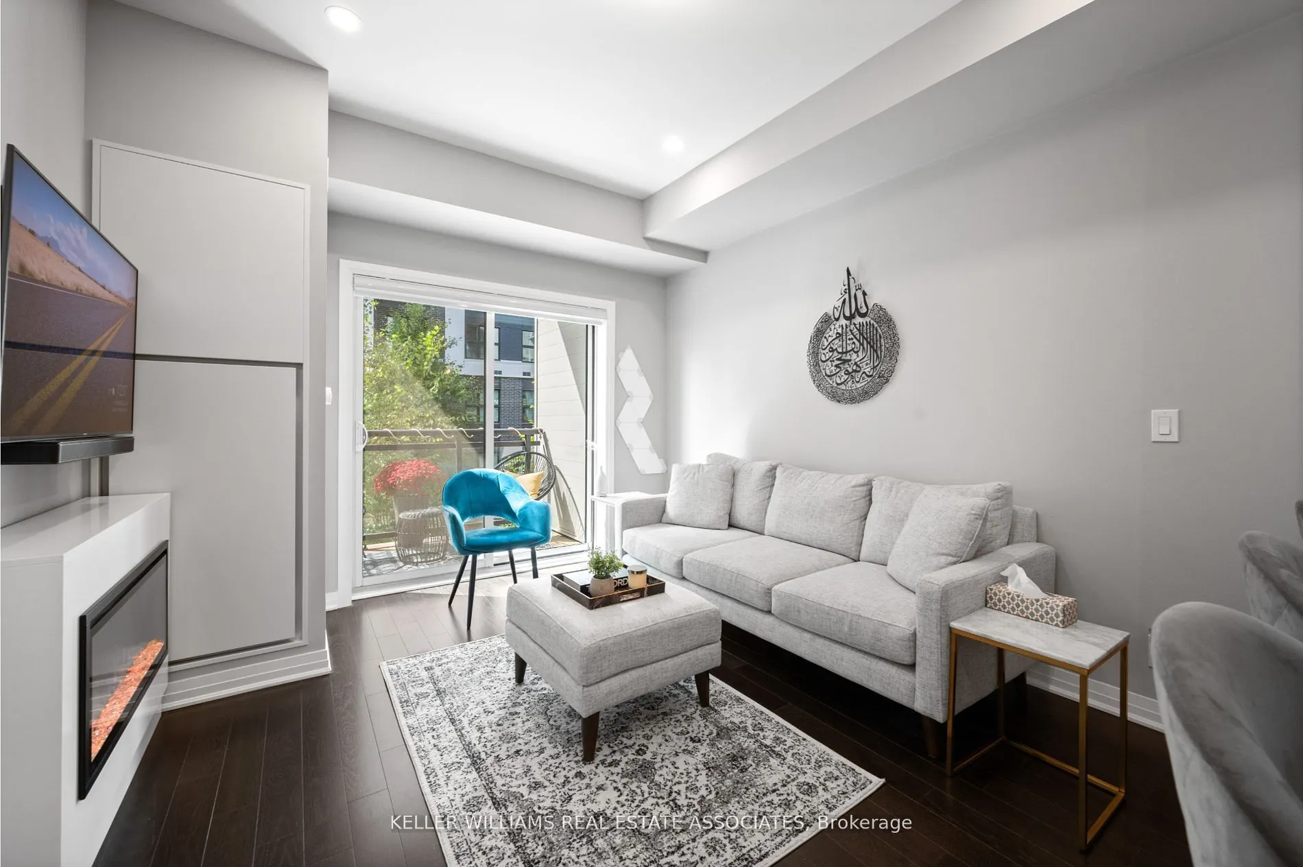 128 Grovewood Common, #226