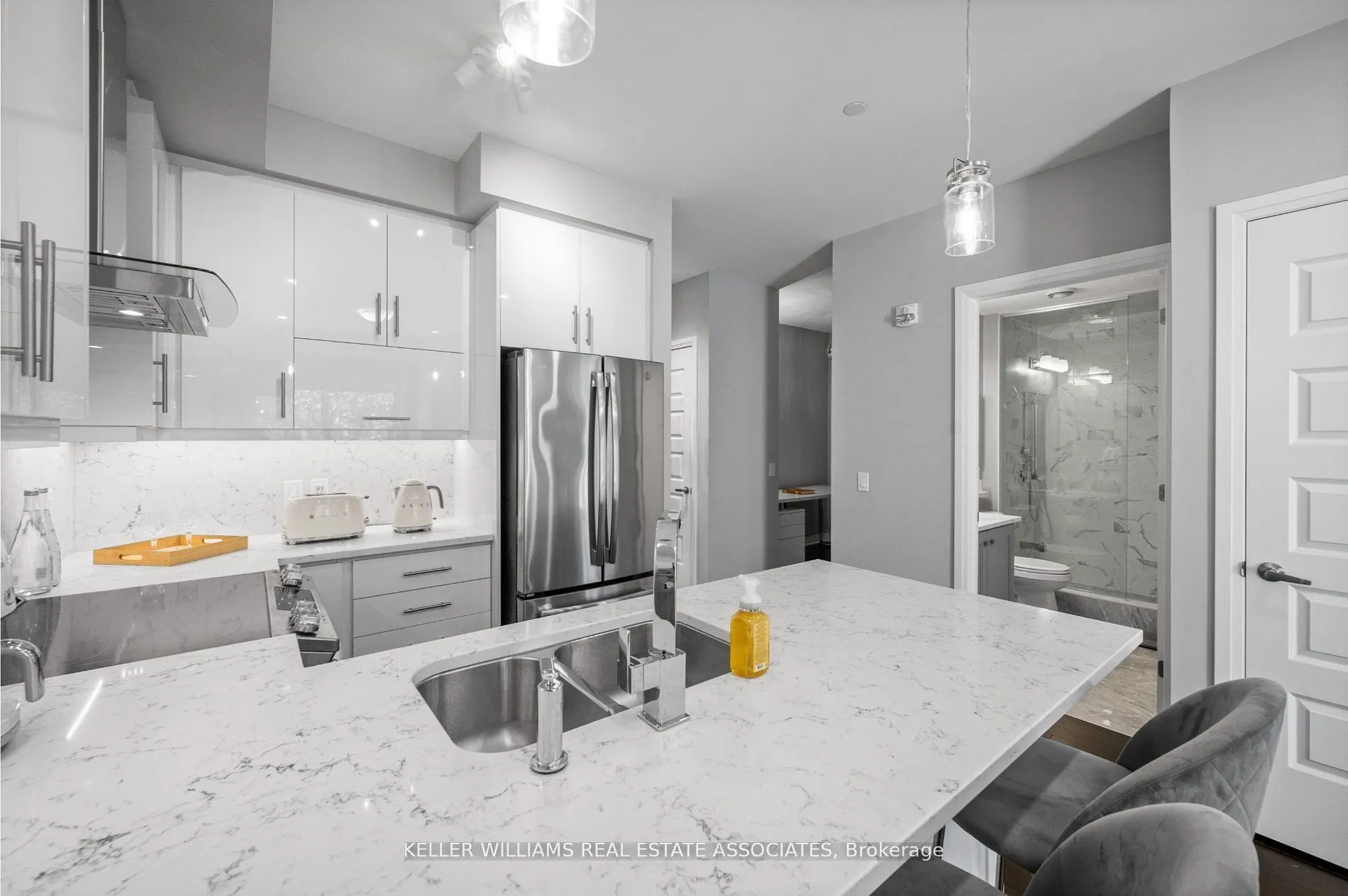 128 Grovewood Common, #226