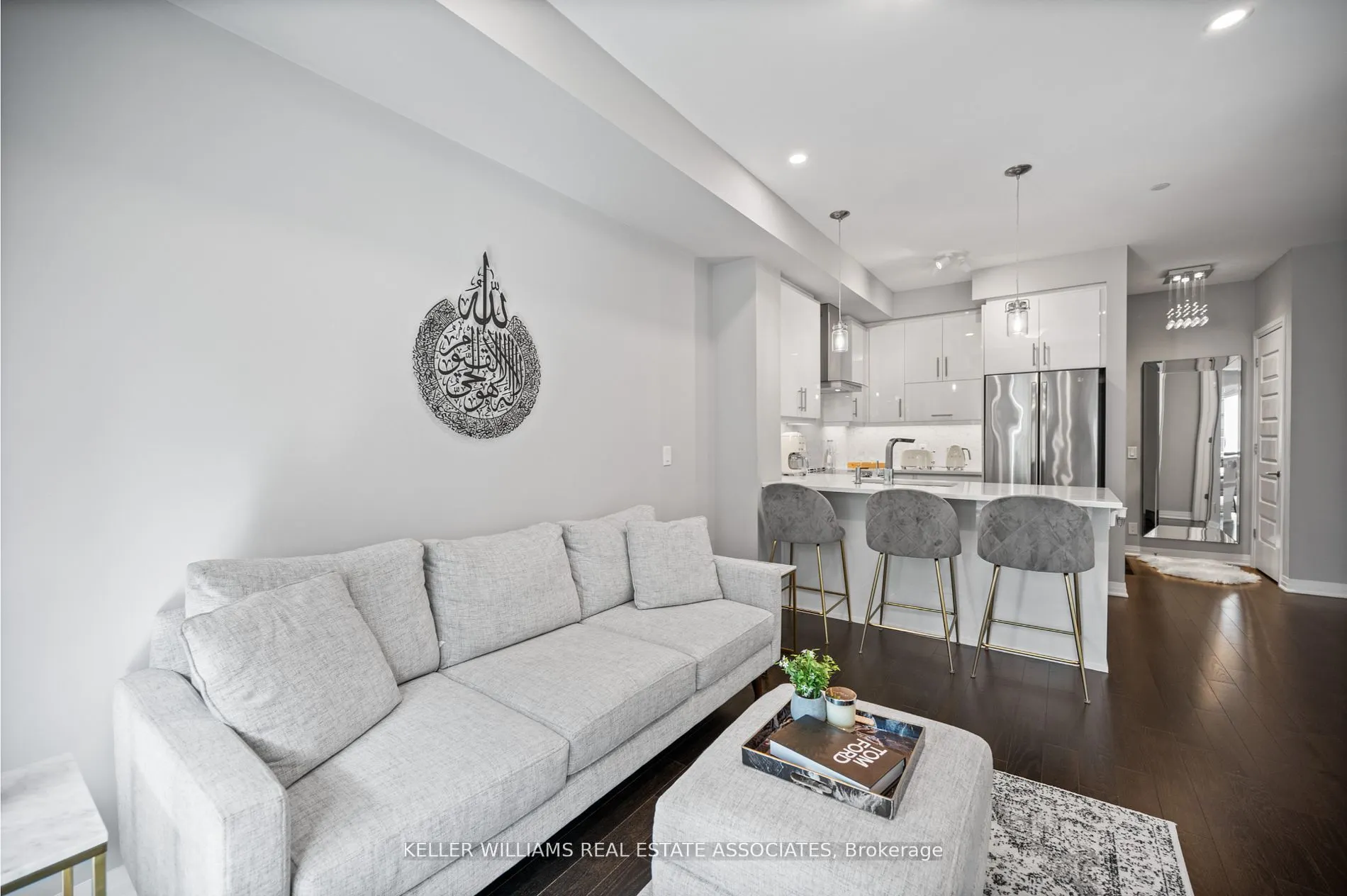 128 Grovewood Common, #226
