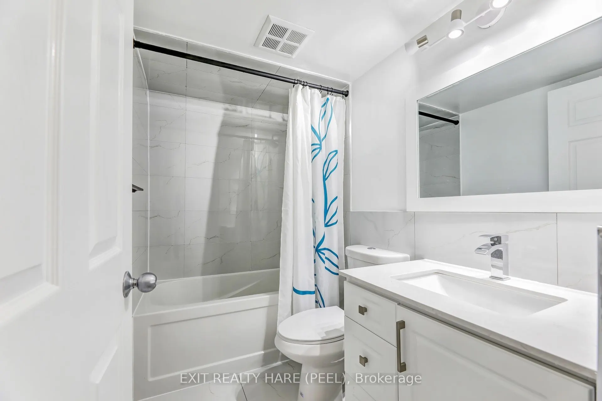 26 Hanover Road, #1002