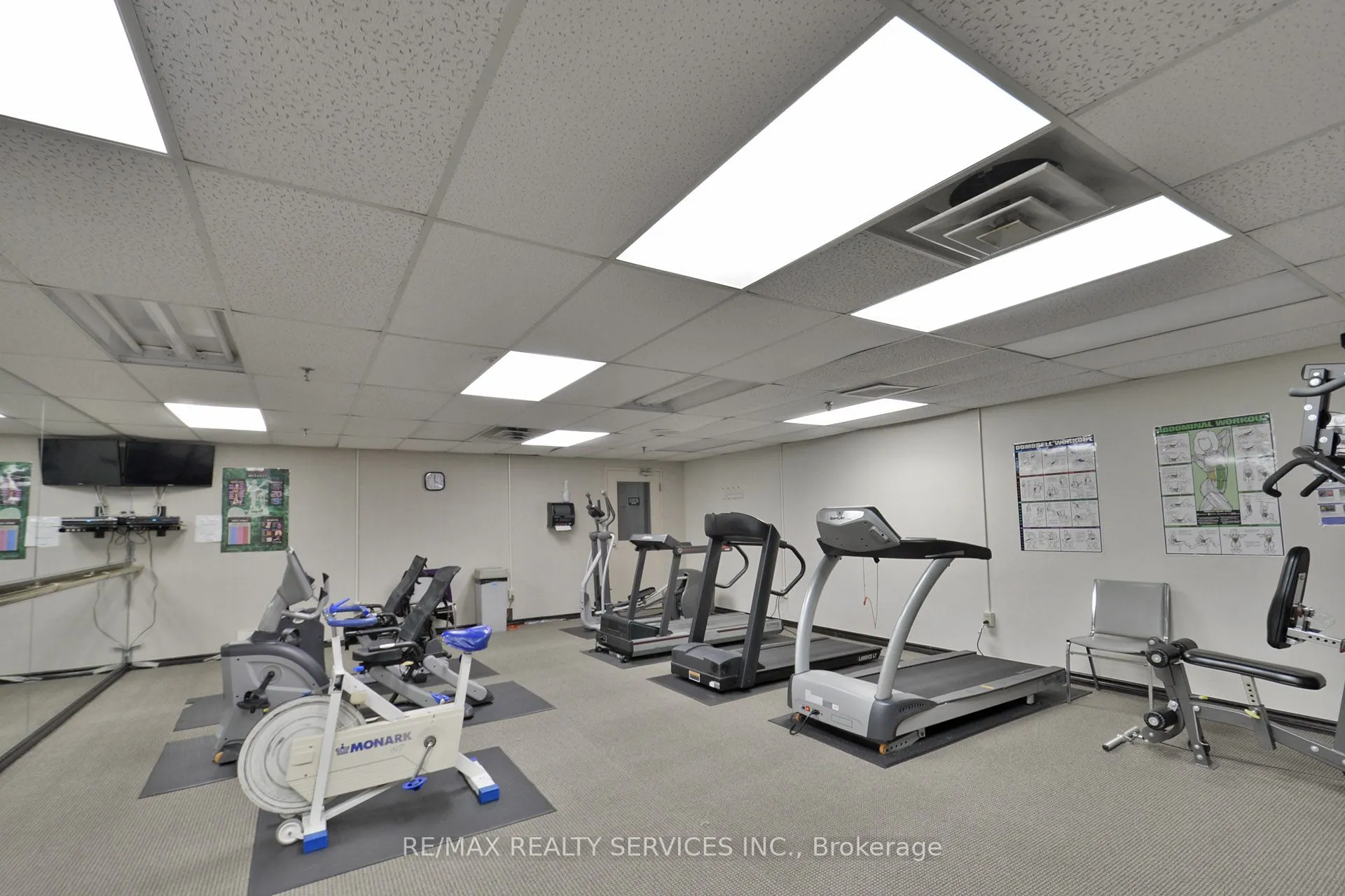 20 Cherrytree Drive, #411
