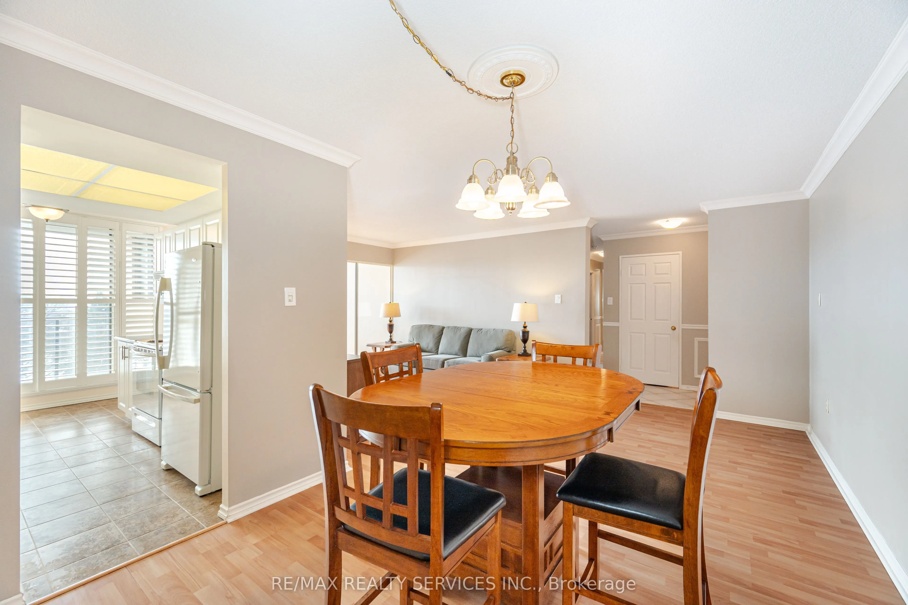 20 Cherrytree Drive, #411