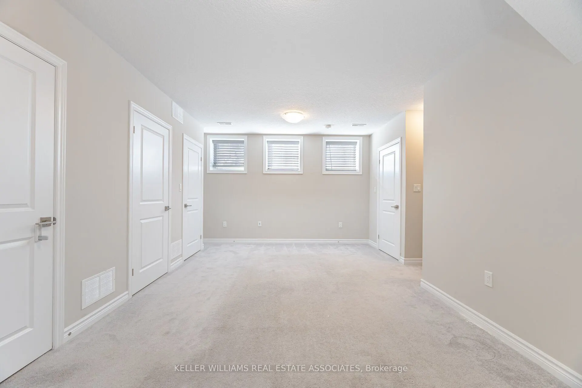 445 Ontario Street S, #72