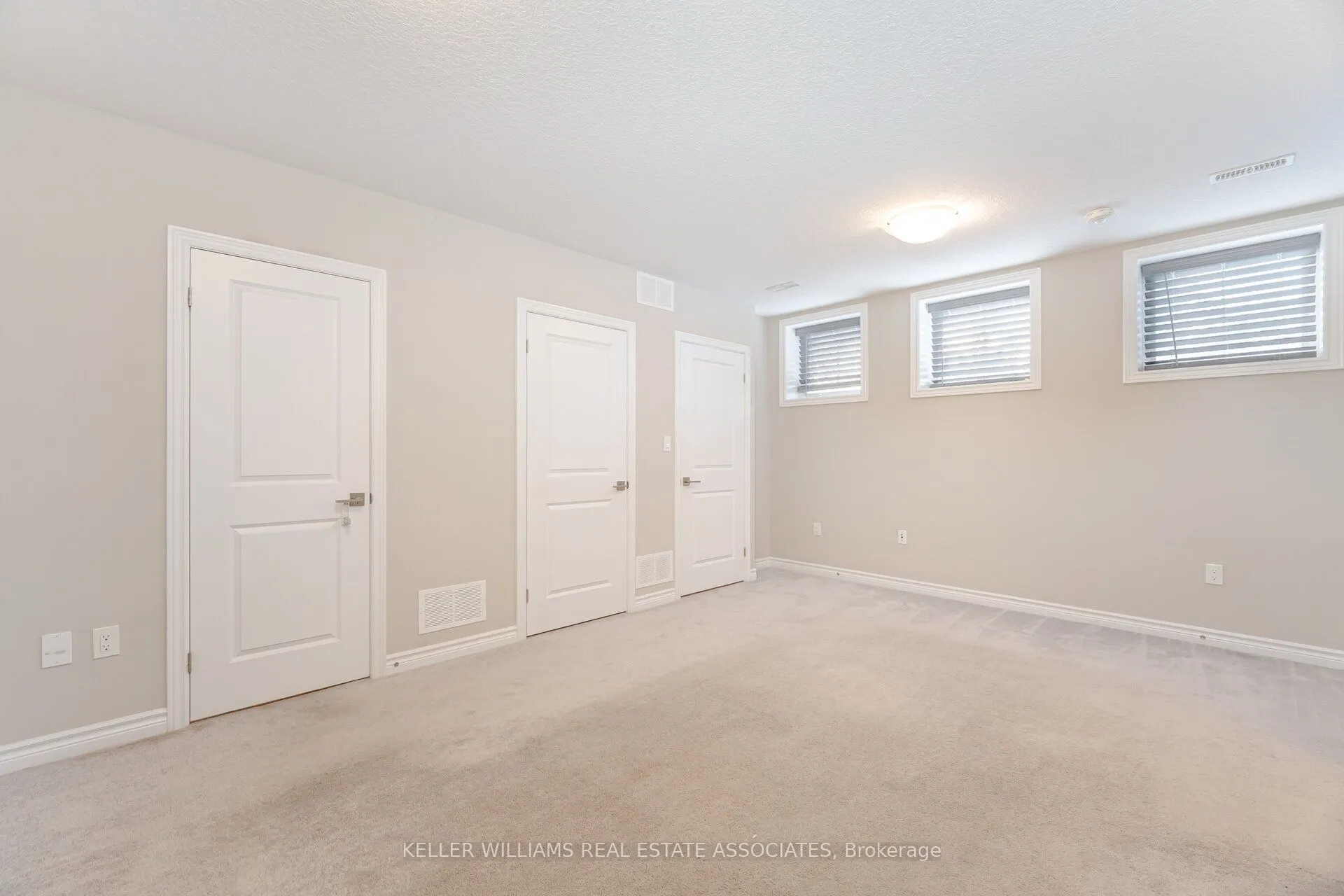 445 Ontario Street S, #72