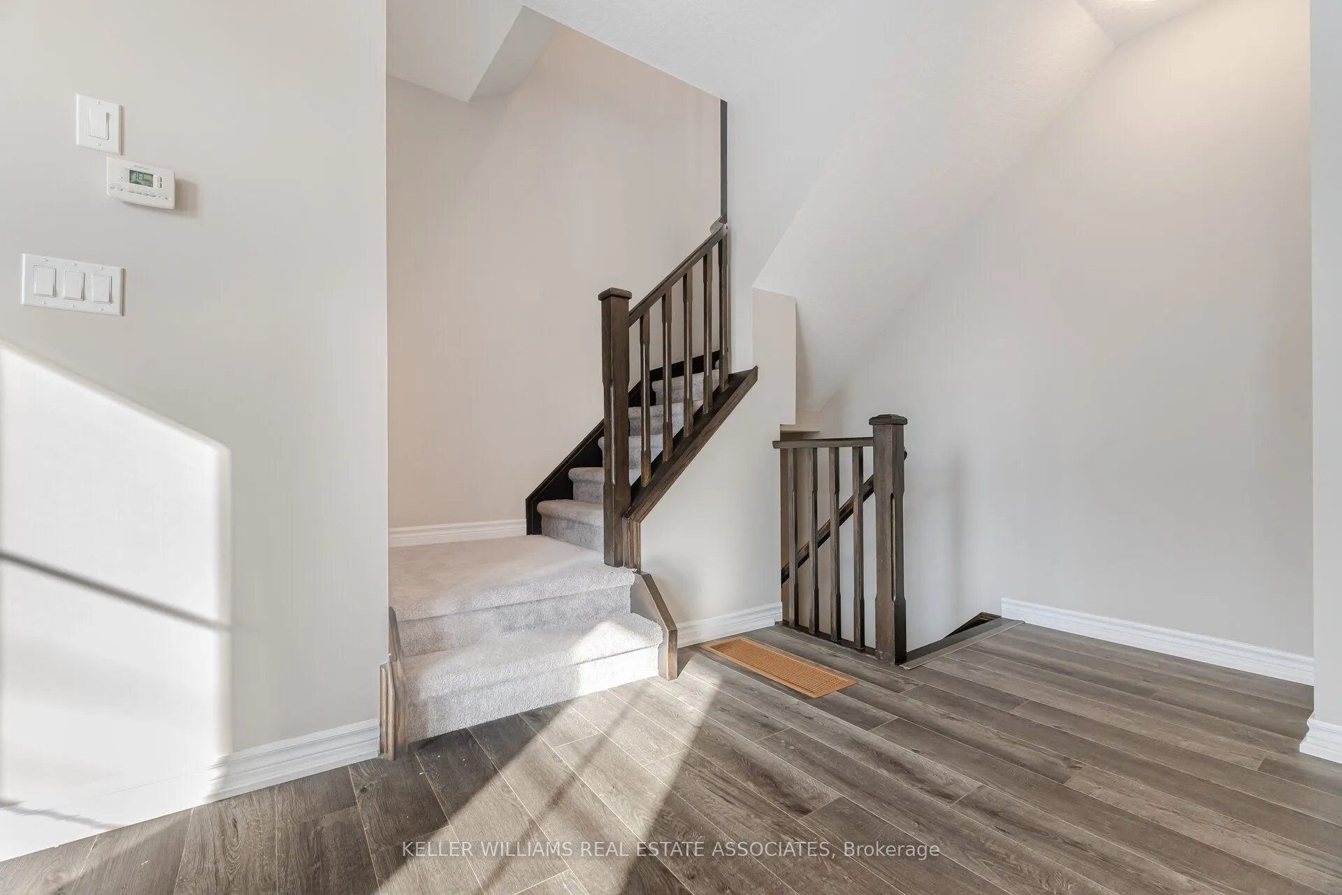 445 Ontario Street S, #72