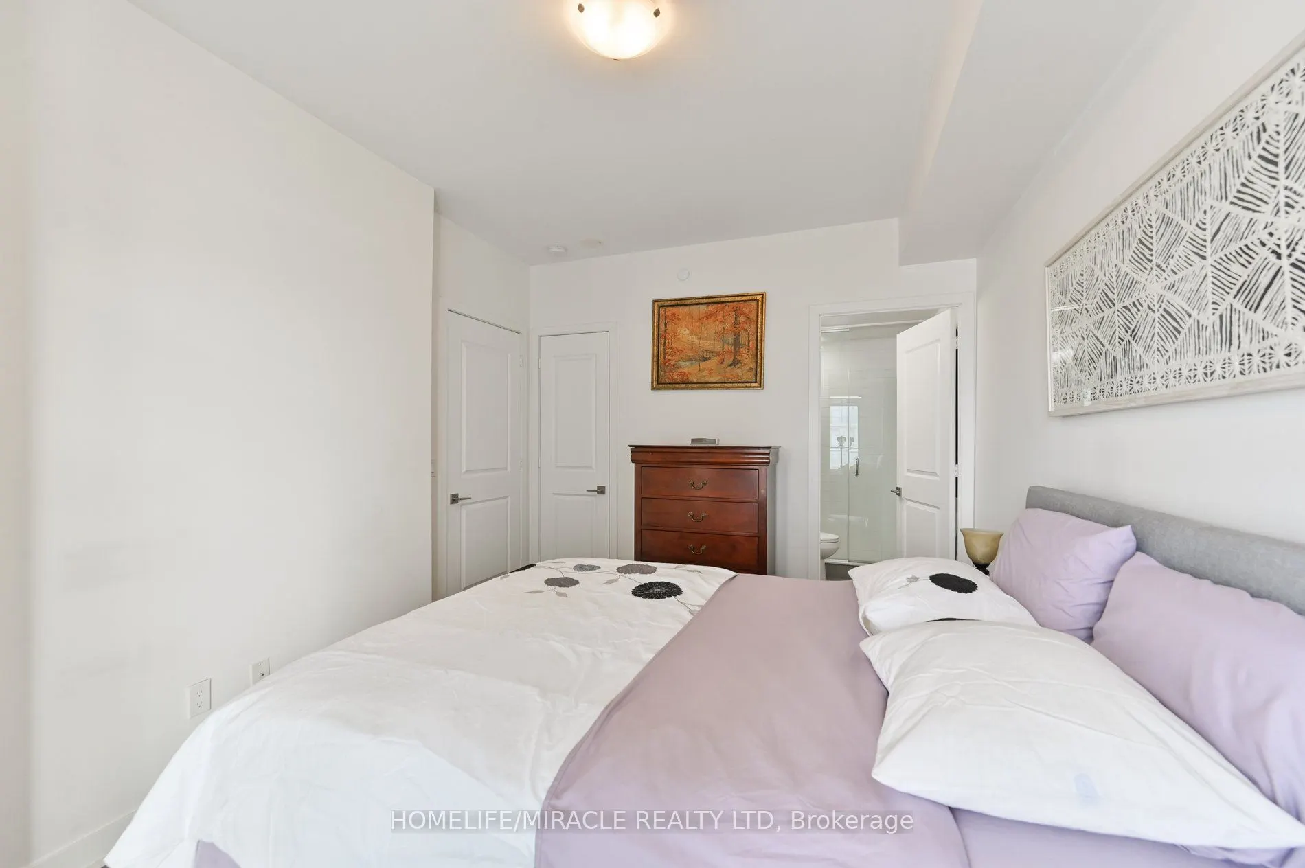 4655 Glen Erin Drive, #1108