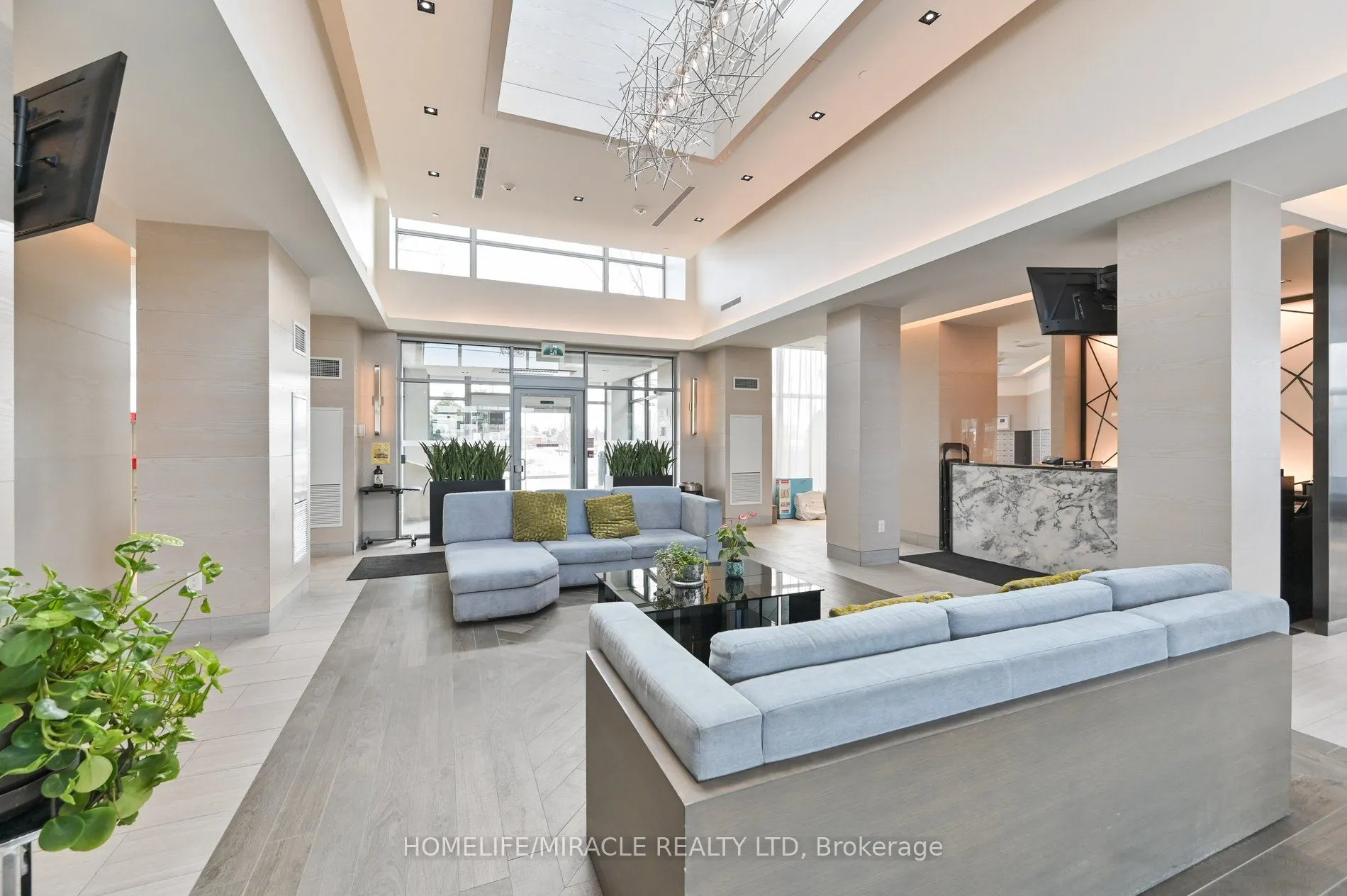 4655 Glen Erin Drive, #1108