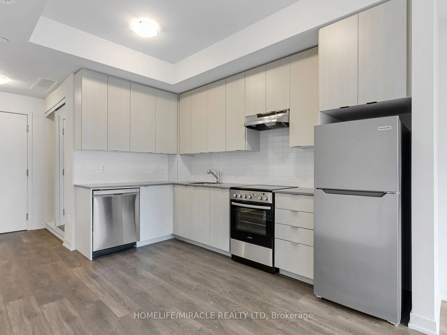62 Sky Harbour Drive, #114