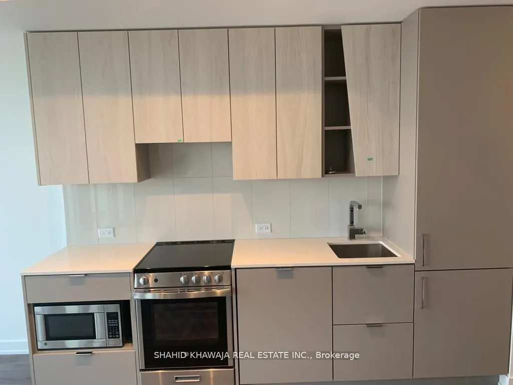 3883 Quartz Road, #4107