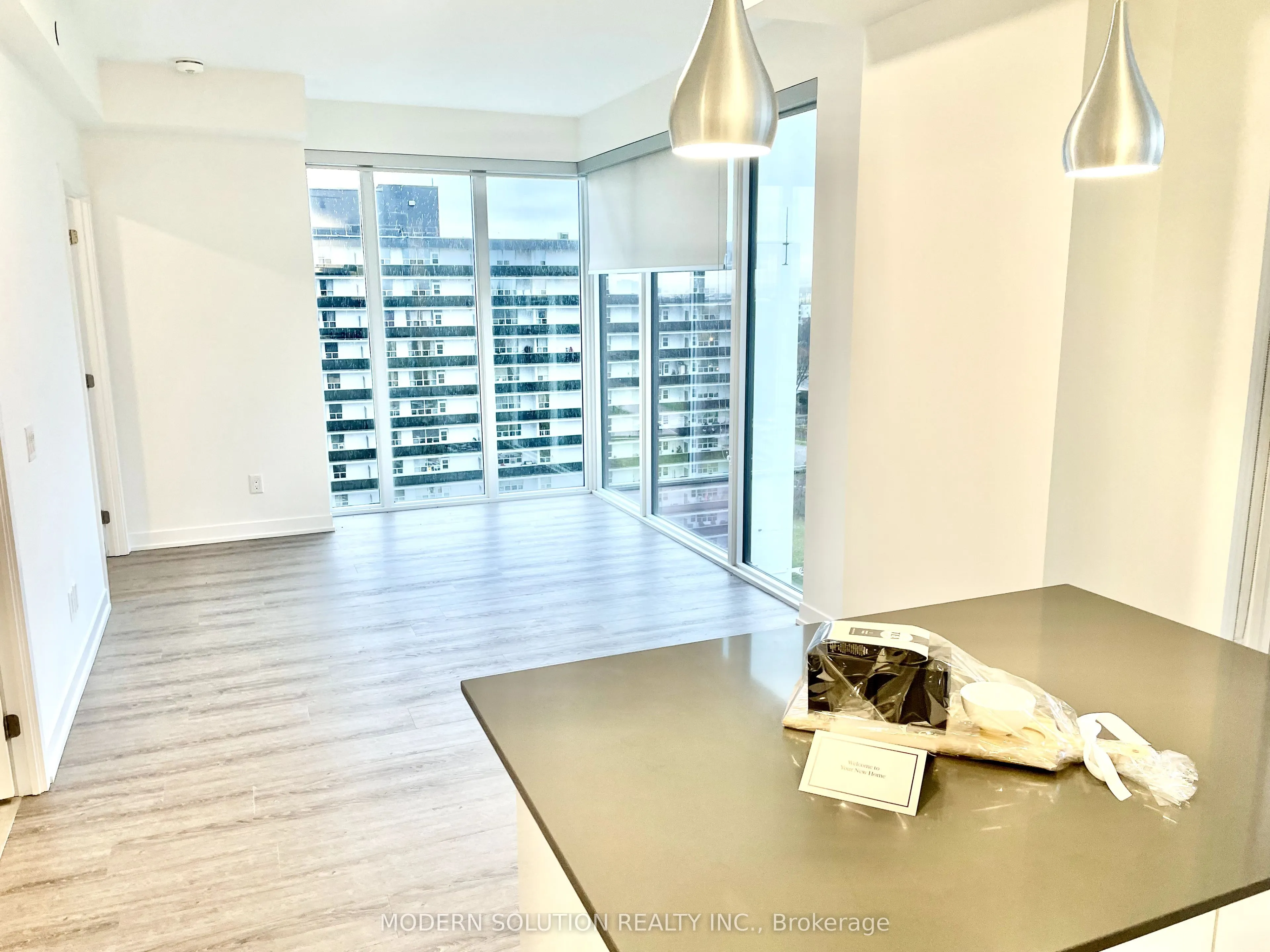 2215 Sheridan Park Drive, #1102
