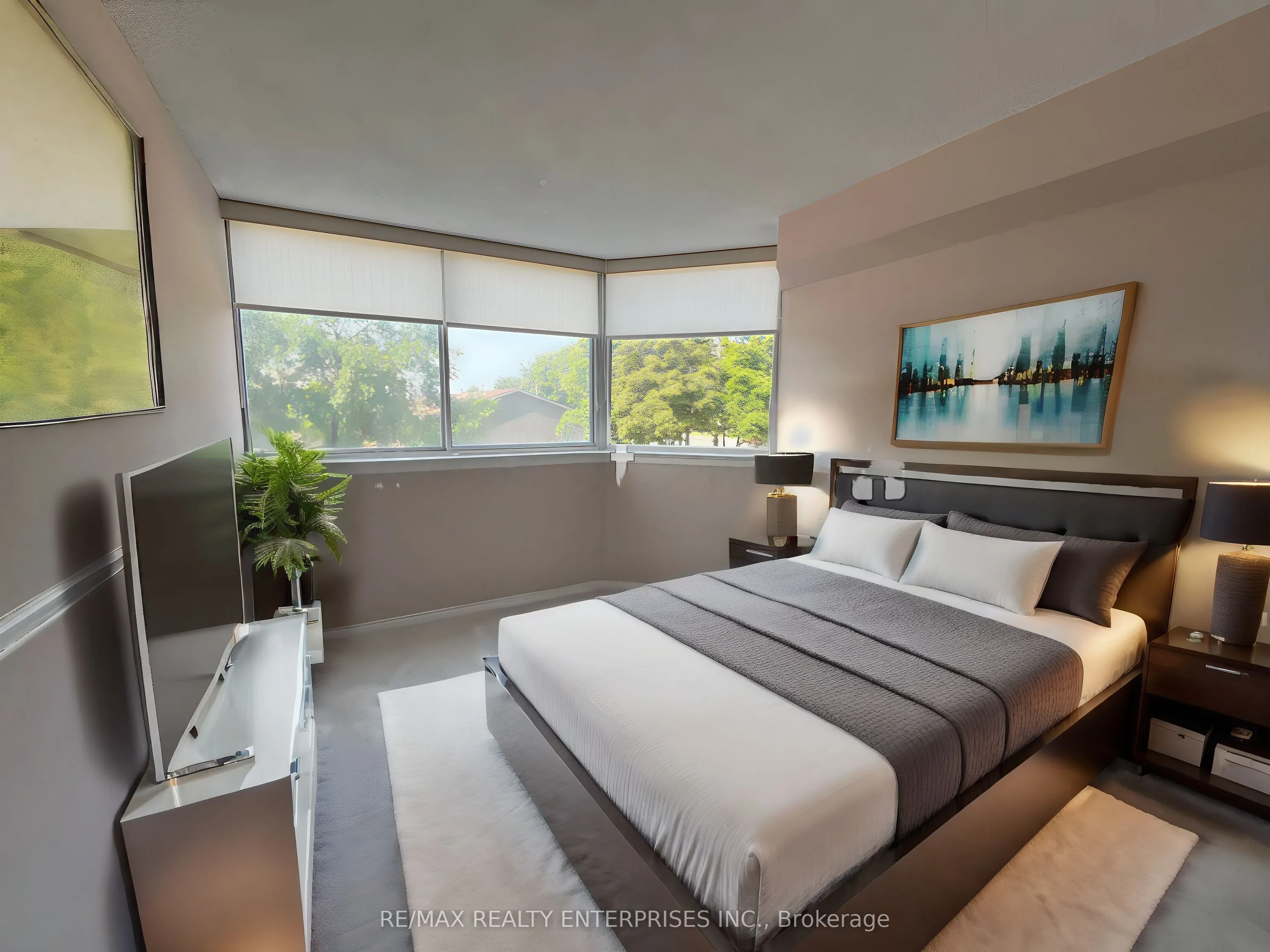 880 Dundas Street W, #202
